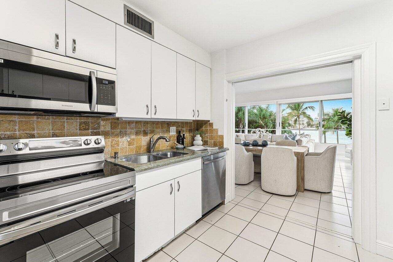 44 Cocoanut Row 120b, Palm Beach, FL 33480 — photo 15 of 42