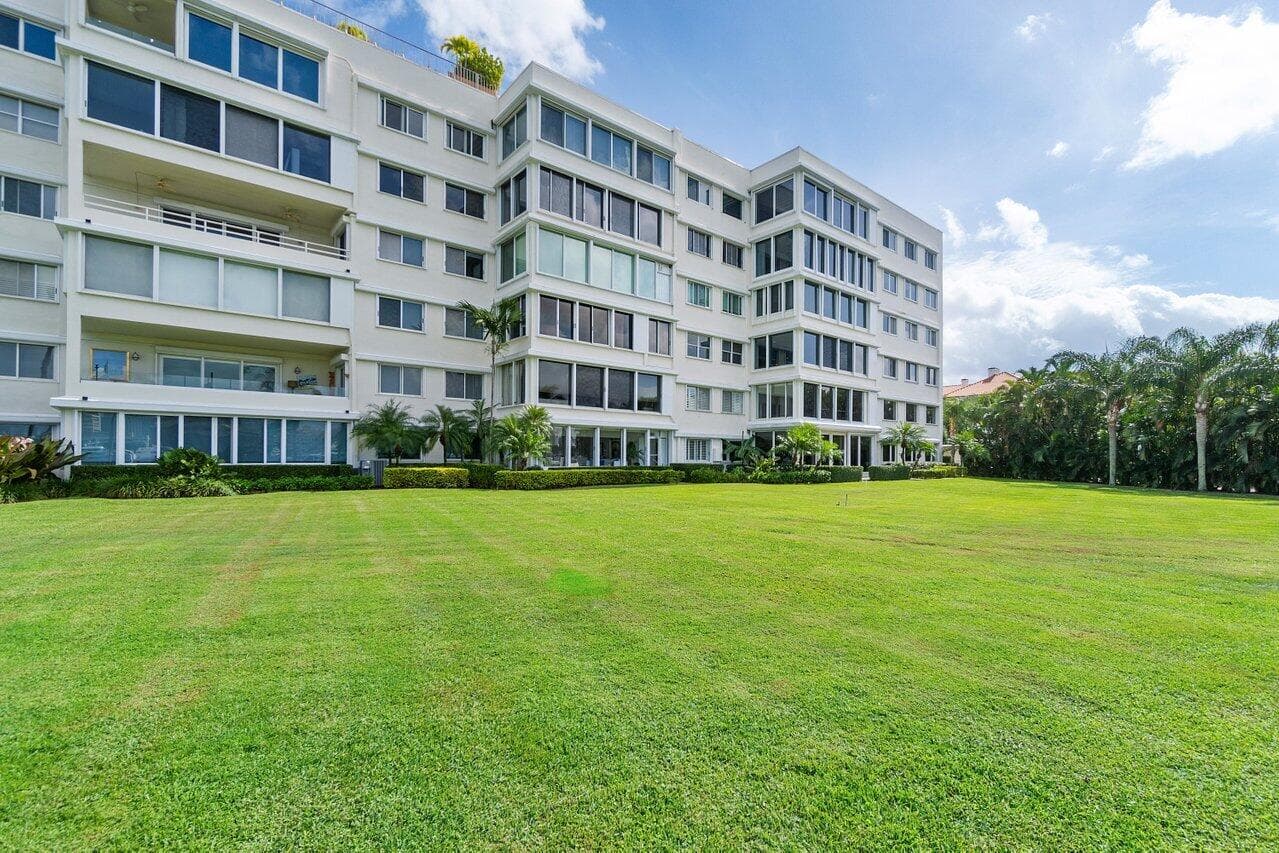 44 Cocoanut Row 120b, Palm Beach, FL 33480 — photo 32 of 42