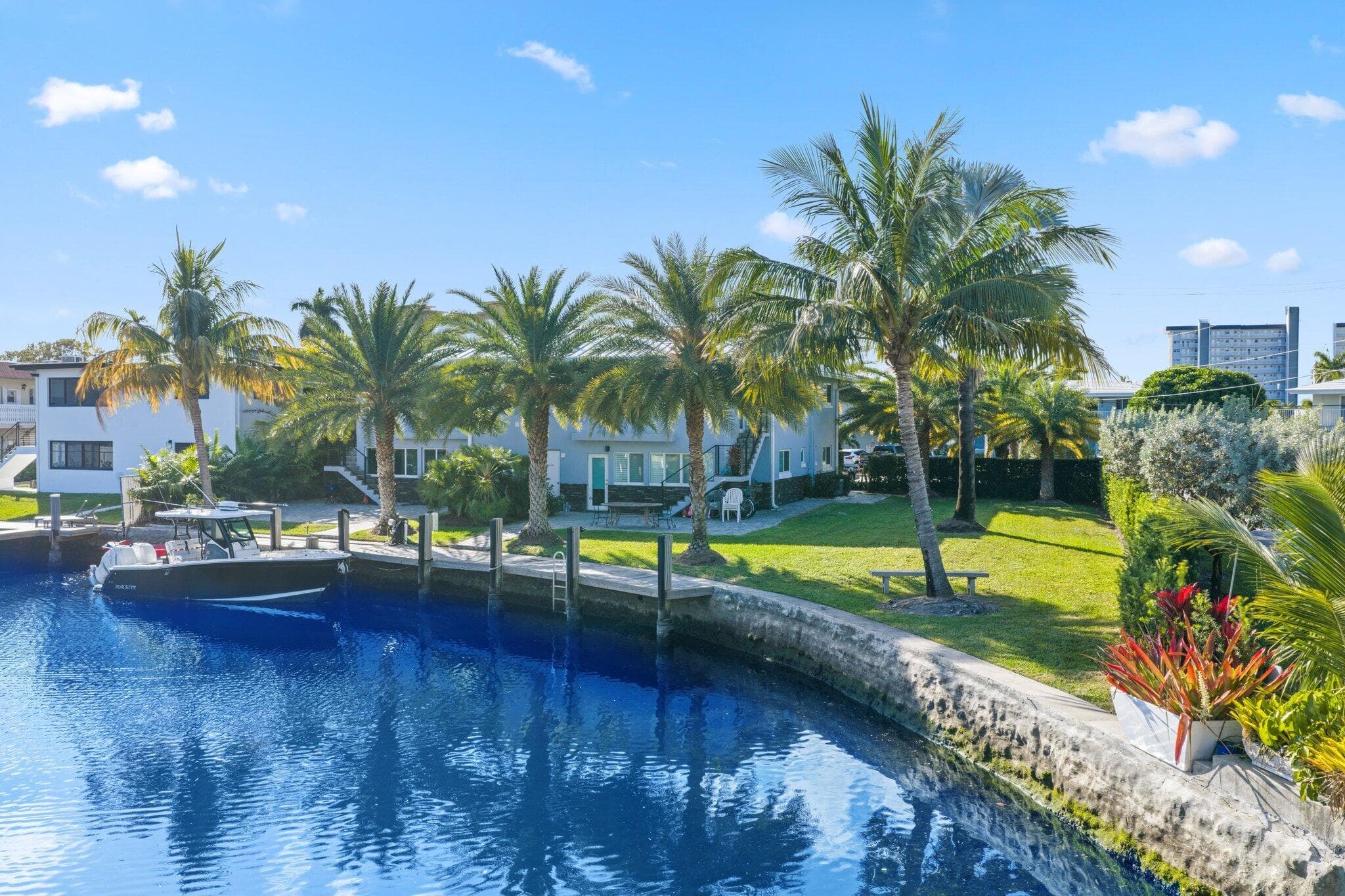 830 SE 22nd Avenue, Pompano Beach, FL 33062 — photo 5 of 68