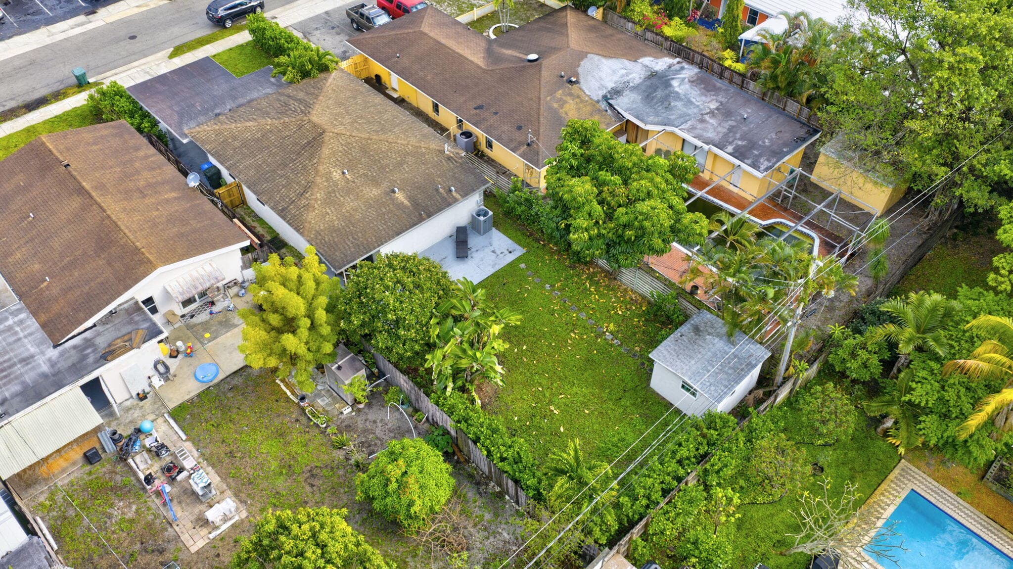 698 NE 36th Street, Oakland Park, FL 33334 — photo 27 of 29