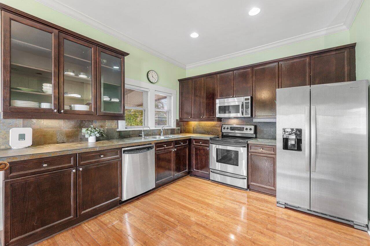 219 S Swinton Avenue, Delray Beach, FL 33444 — photo 17 of 43