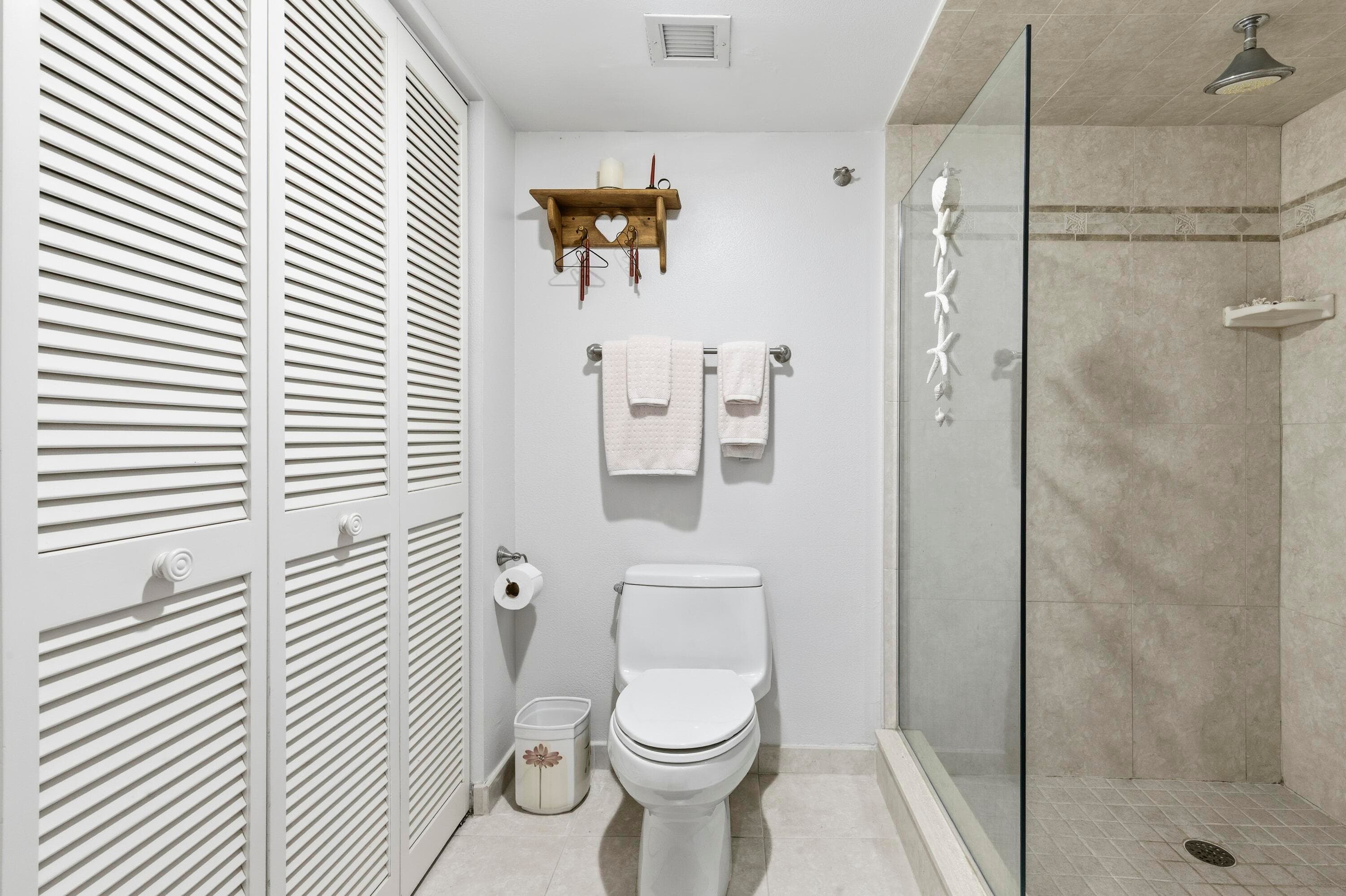 126 Lakeshore Drive 526, North Palm Beach, FL 33408 — photo 19 of 32