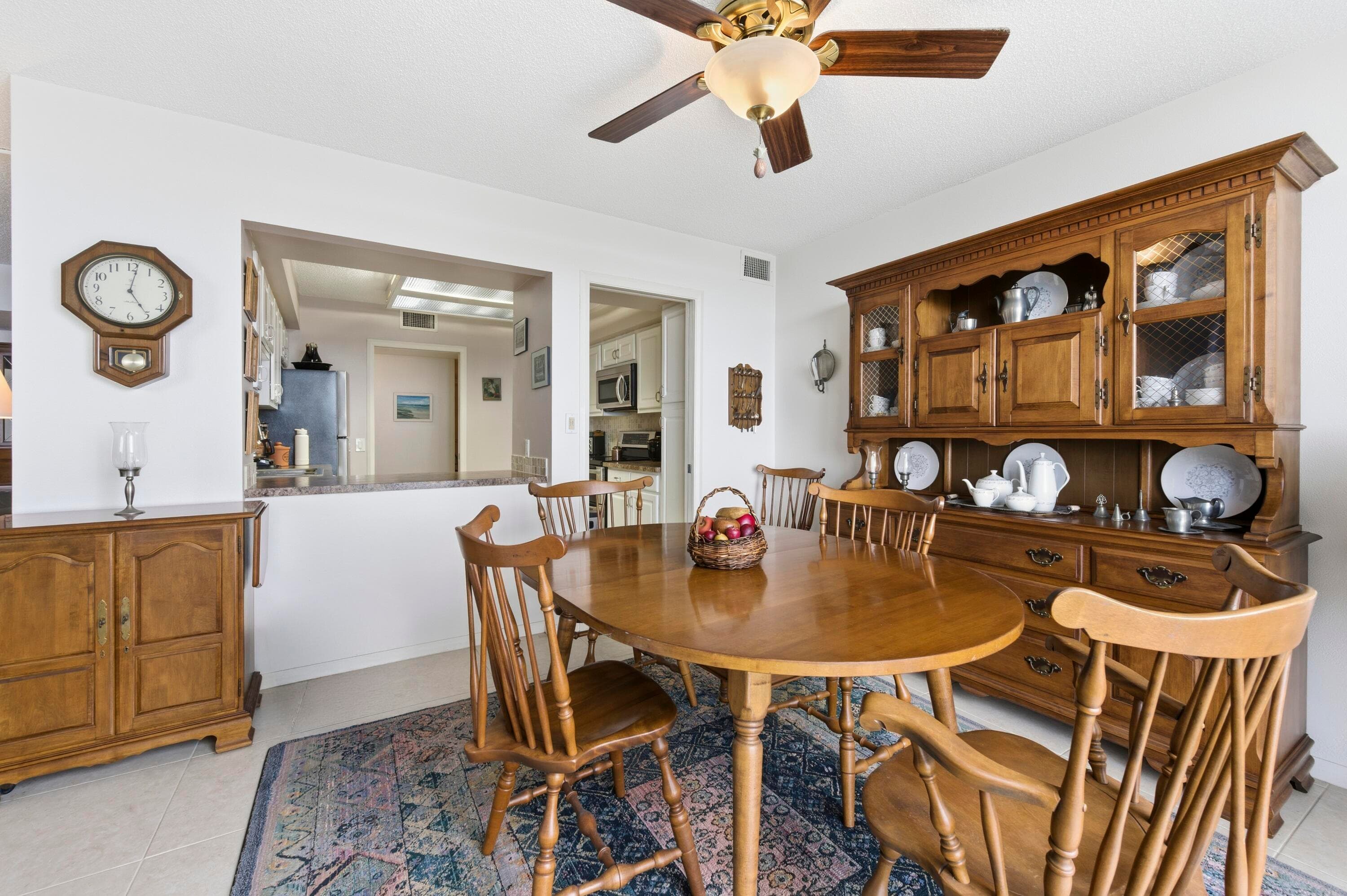 126 Lakeshore Drive 526, North Palm Beach, FL 33408 — photo 12 of 32
