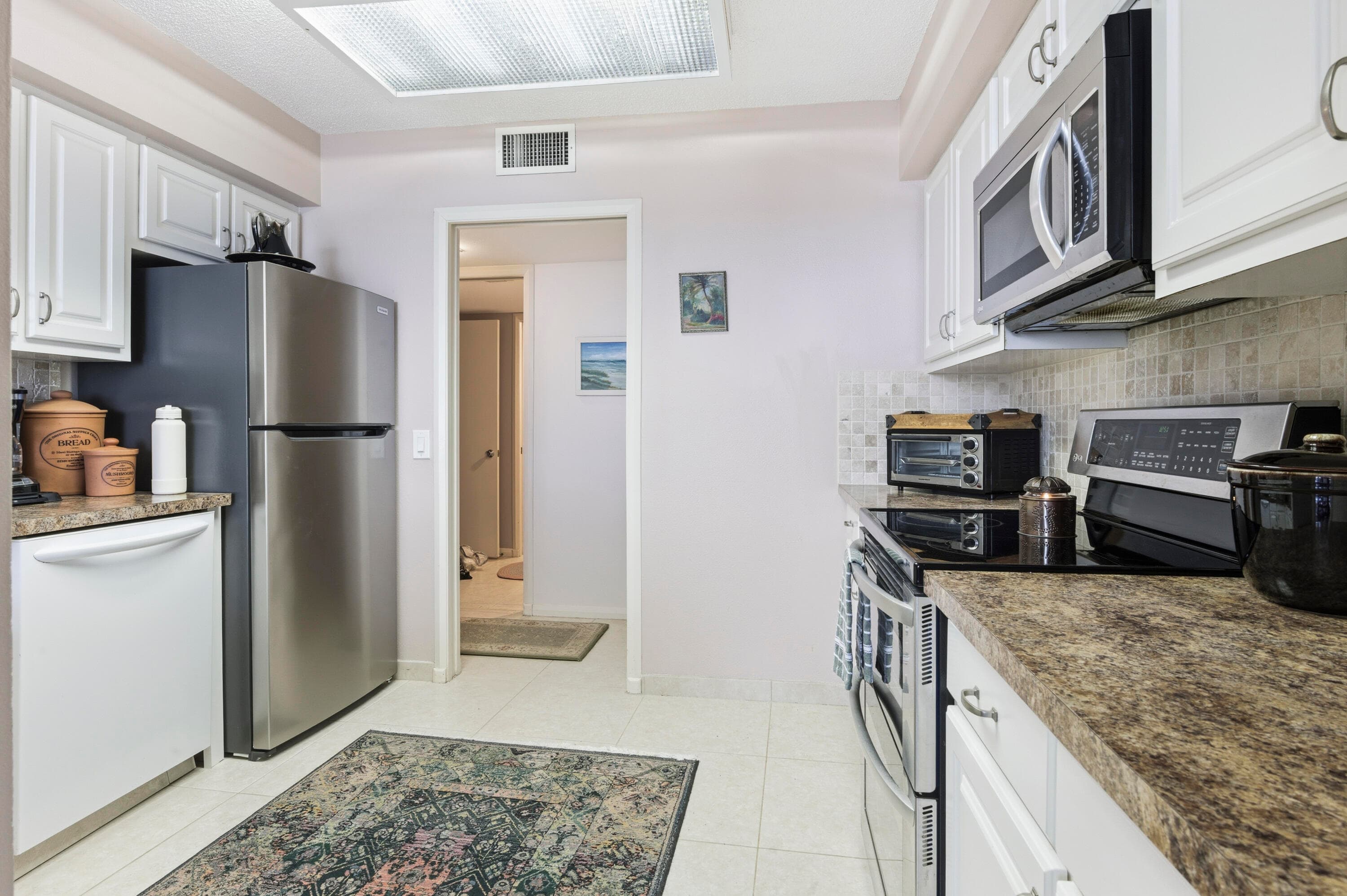 126 Lakeshore Drive 526, North Palm Beach, FL 33408 — photo 14 of 32