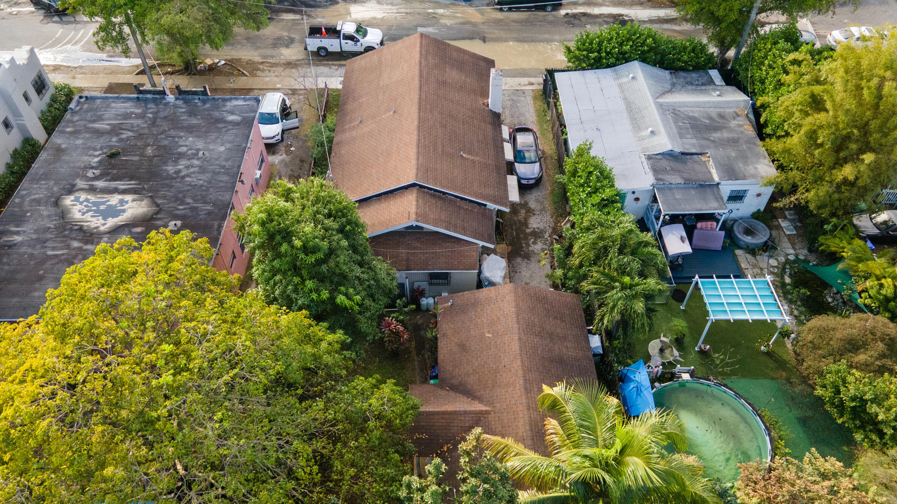 8111 NE 1st Avenue, Miami, FL 33138 — photo 6 of 32