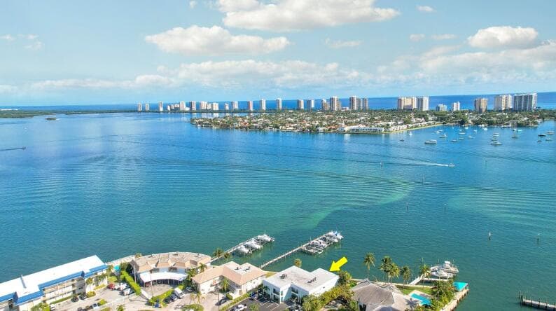 360 Wilma Circle 5, Riviera Beach, FL 33404 — photo 4 of 16