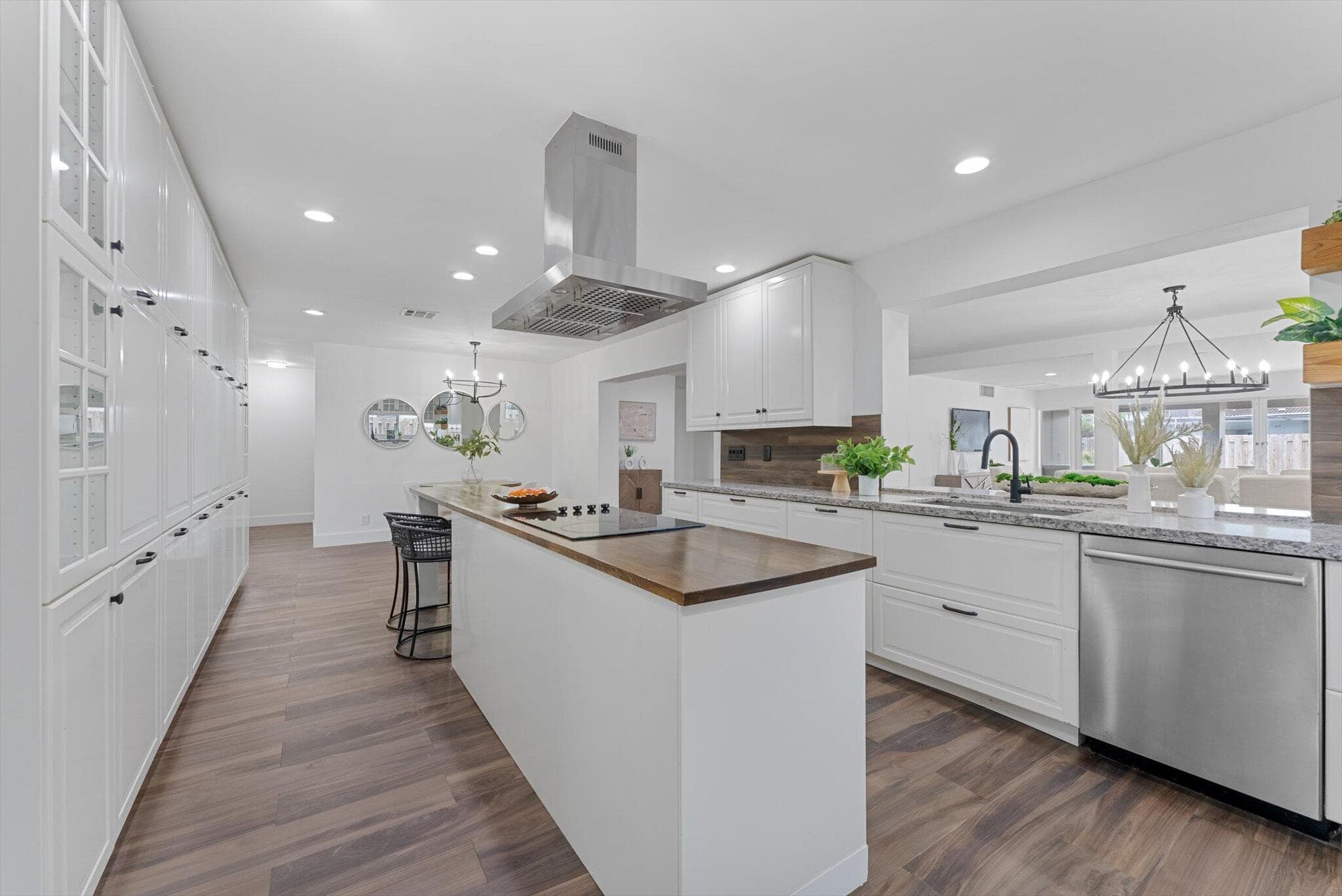 5412 Arthur Street, Hollywood, FL 33021 — photo 13 of 67