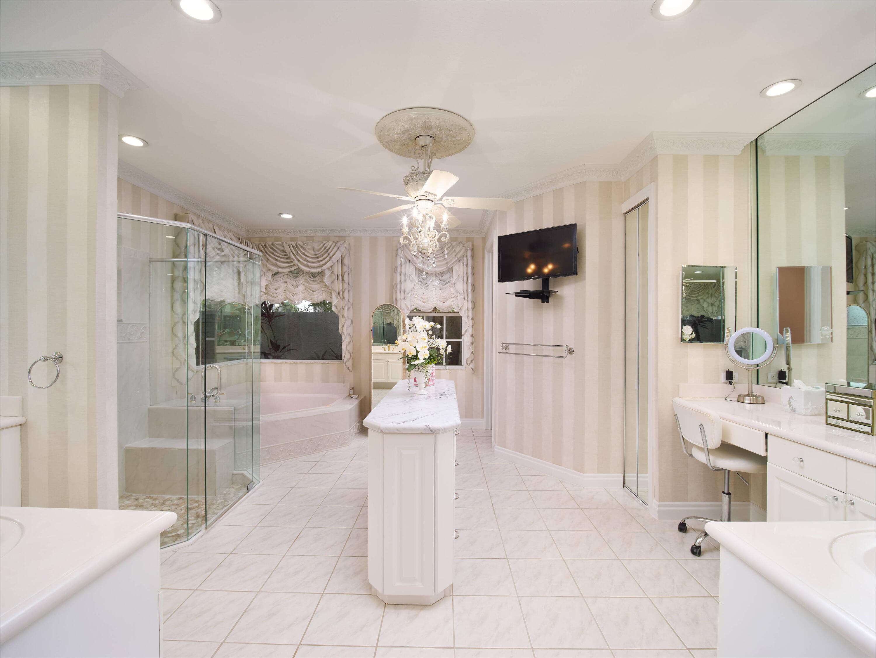 8444 Ironhorse Court, West Palm Beach, FL 33412 — photo 16 of 35