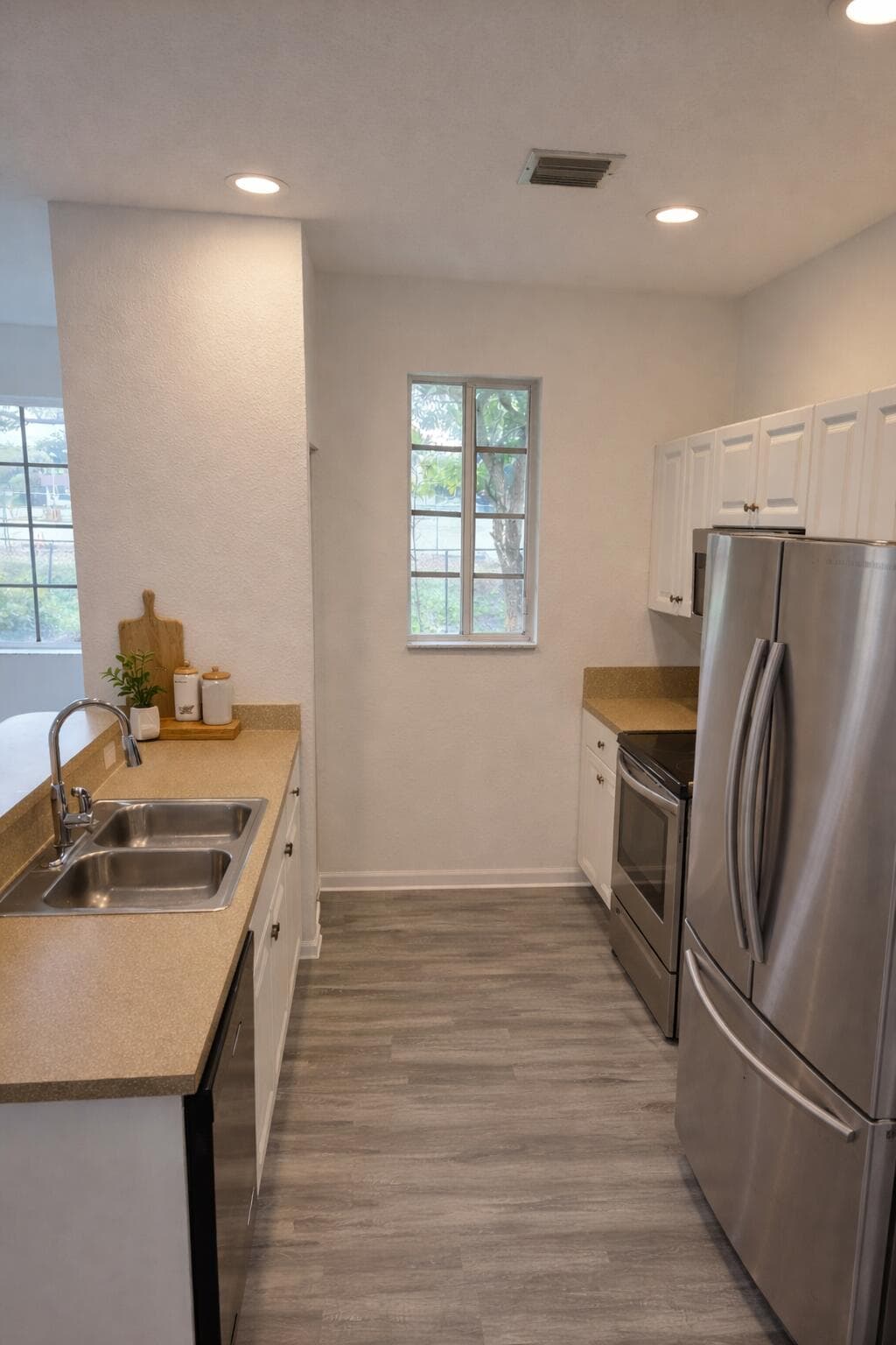 2035 Nassau Drive, Riviera Beach, FL 33404 — photo 8 of 14