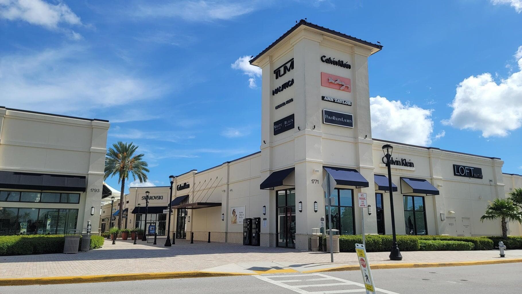2425 Presidential Way 402, West Palm Beach, FL 33401 — photo 24 of 26