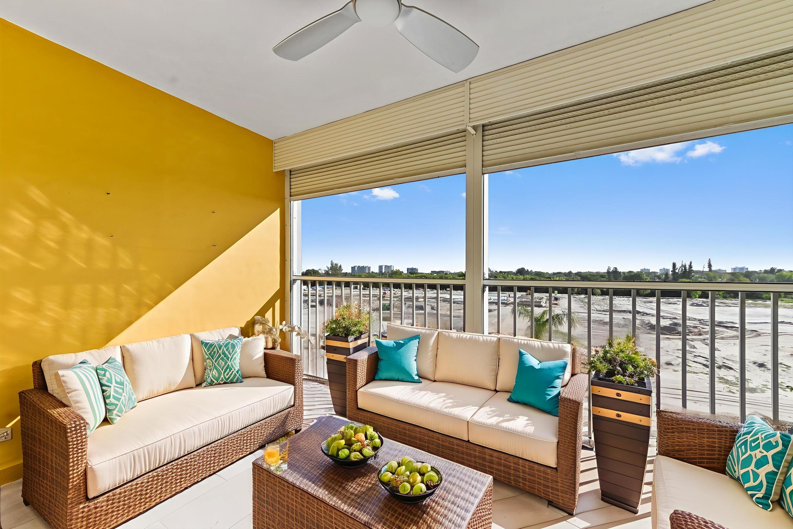 5700 NW 2nd Avenue 503, Boca Raton, FL 33487 — photo 25 of 37