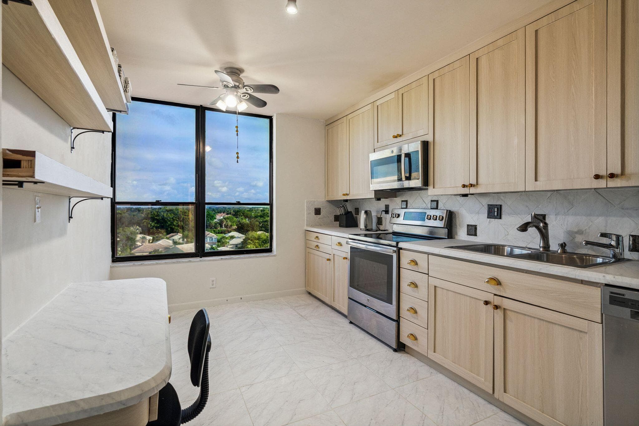 7217 Promenade Drive 801, Boca Raton, FL 33433 — photo 23 of 43