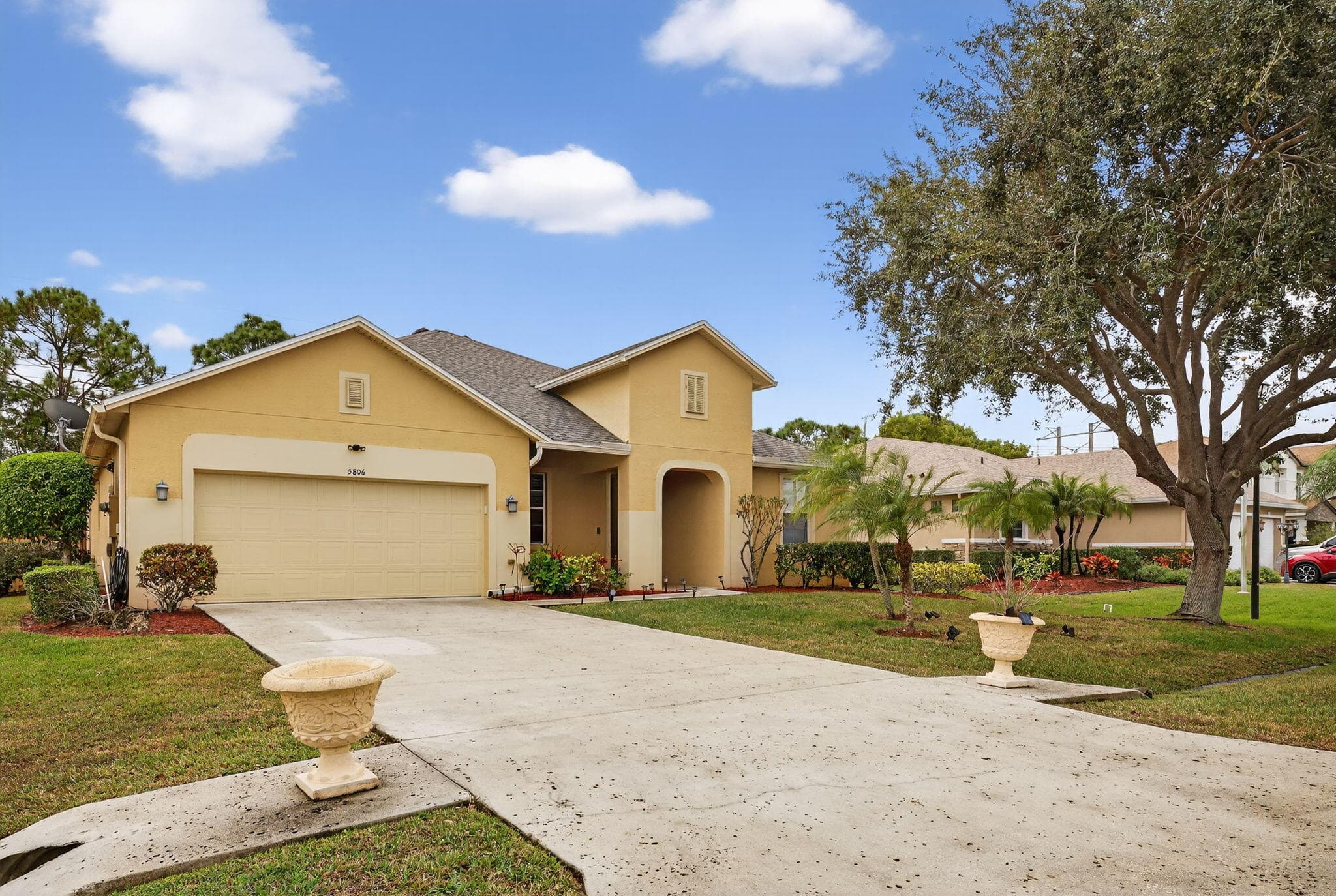 5806 NW Breezy Brook Court, Port St. Lucie, FL 34986 — photo 2 of 49