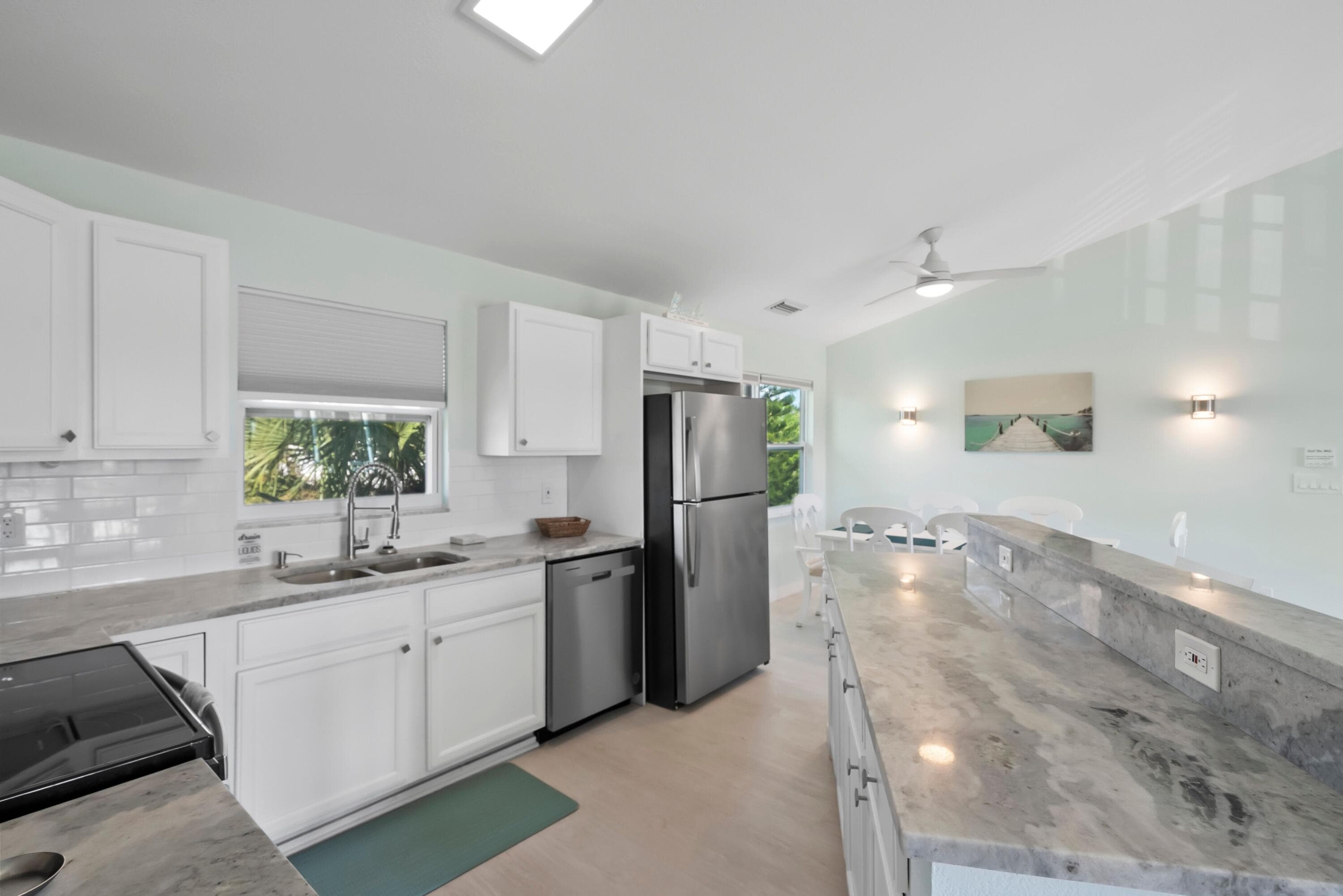 670 Hernando Street A, Fort Pierce, FL 34949 — photo 4 of 21