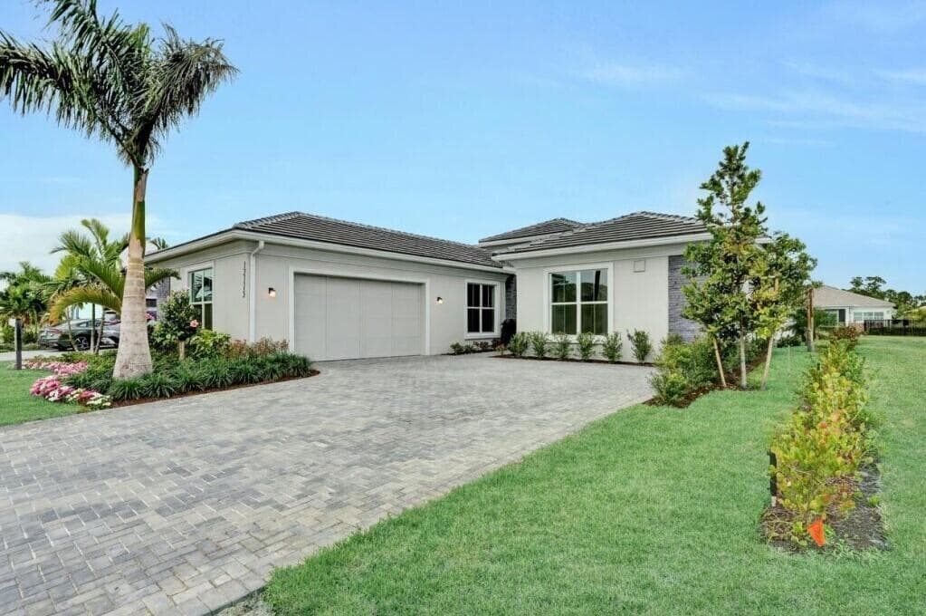 12115 Arbordale Way, Palm Beach Gardens, FL 33412 — photo 1 of 77
