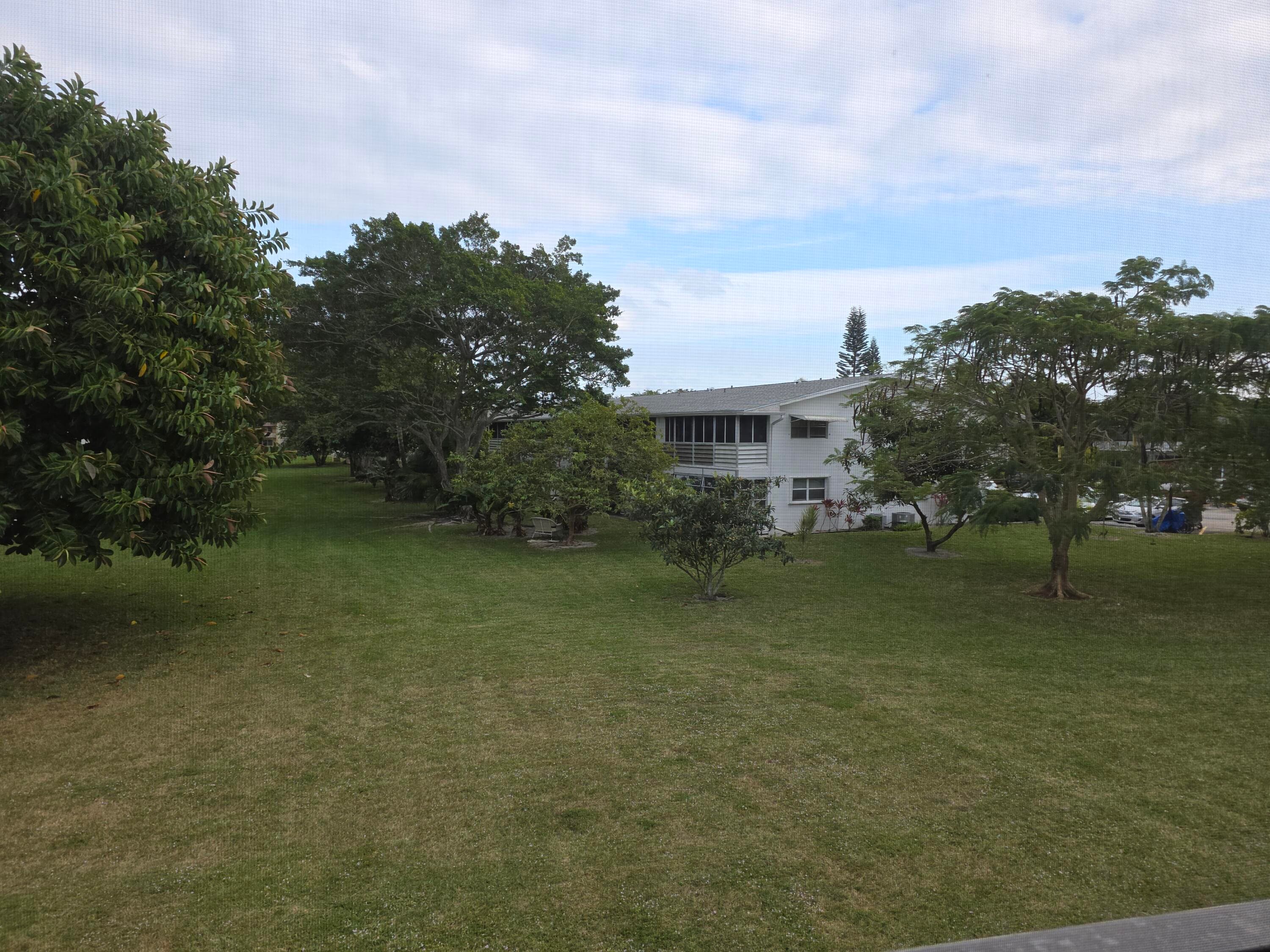 204 Kent L L, West Palm Beach, FL 33417 — photo 28 of 34