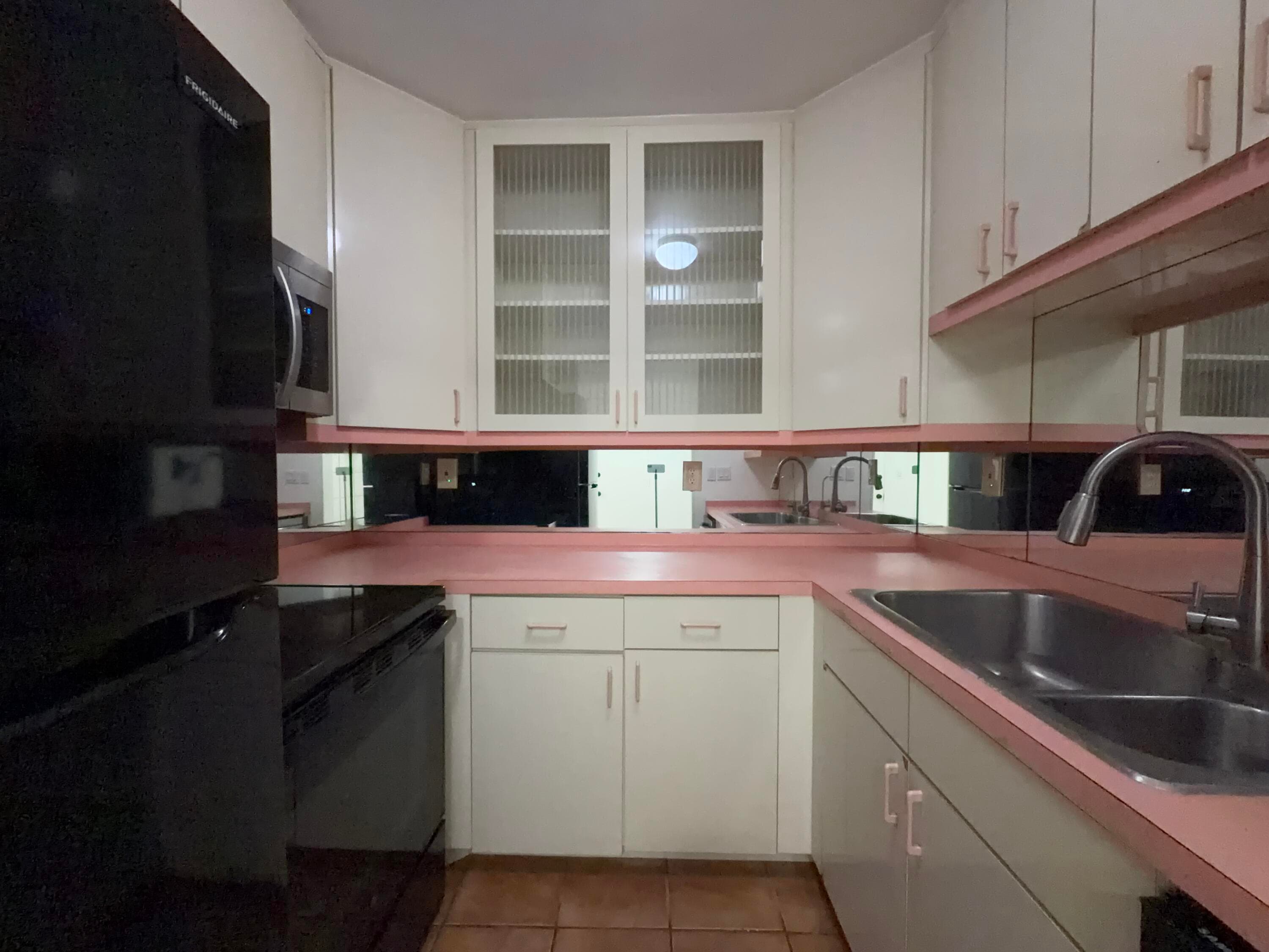298 SW 6th Street 109, Boca Raton, FL 33432 — photo 12 of 39
