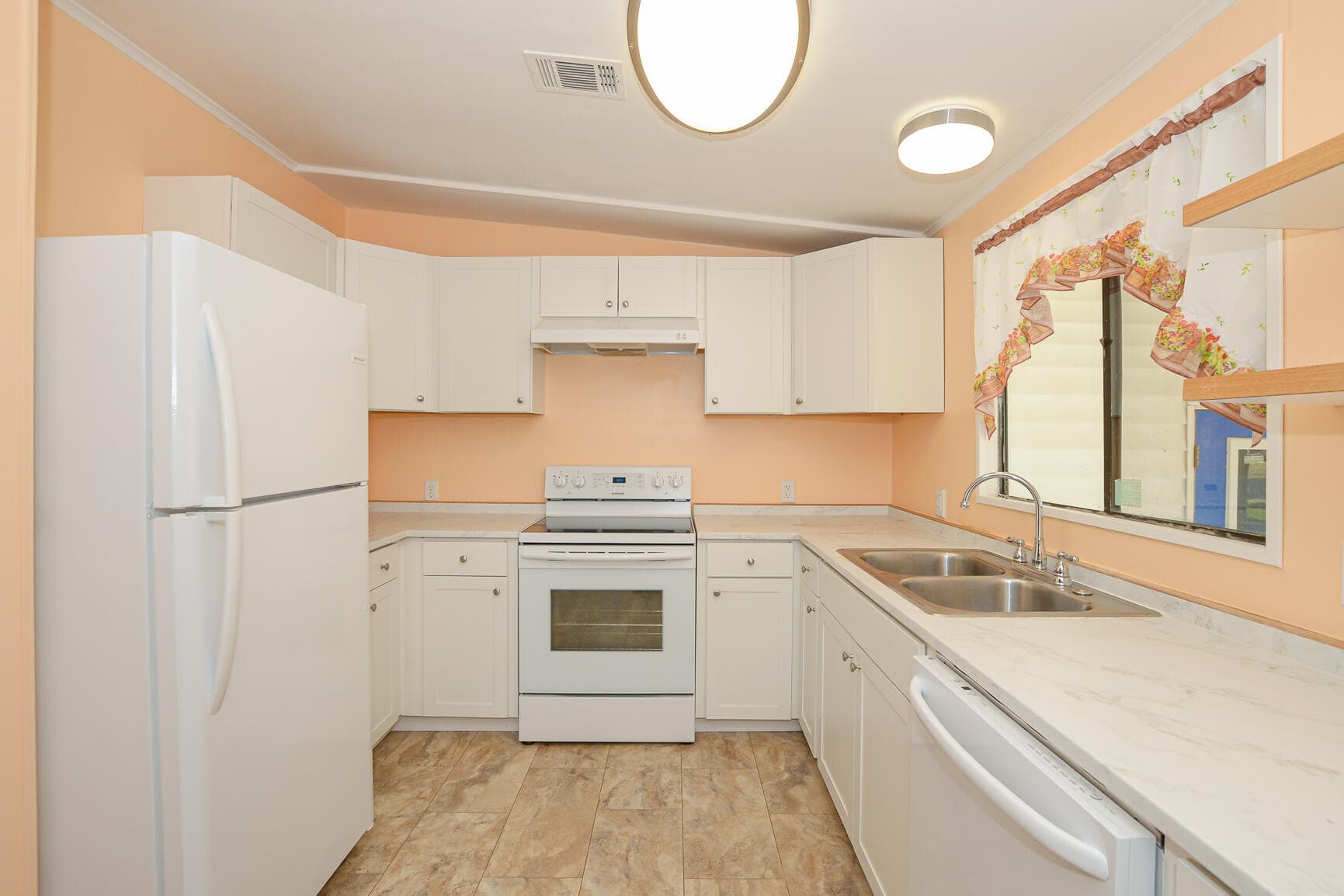 522 Hemingway Terrace, Fort Pierce, FL 34982 — photo 13 of 53