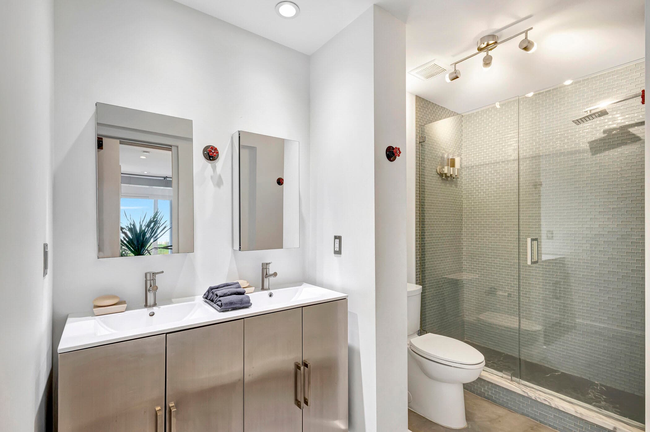 2275 S Ocean Boulevard 305n N11, Palm Beach, FL 33480 — photo 24 of 42