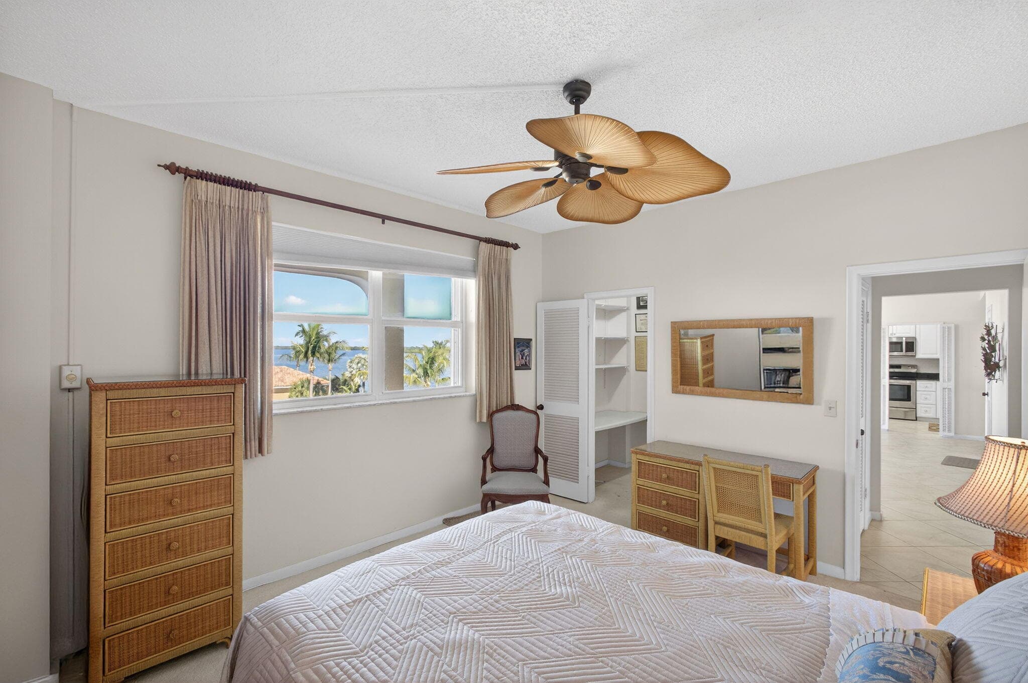105 Paradise Harbour Boulevard 506, North Palm Beach, FL 33408 — photo 23 of 40