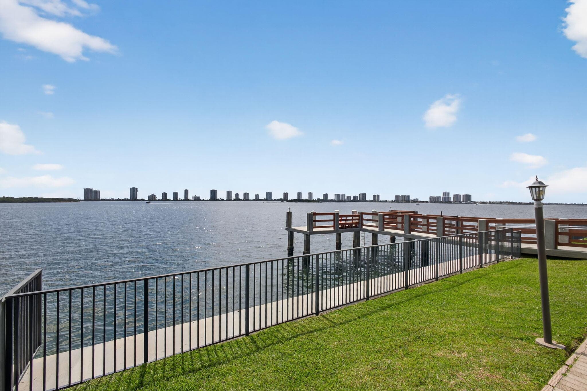 105 Paradise Harbour Boulevard 506, North Palm Beach, FL 33408 — photo 31 of 40