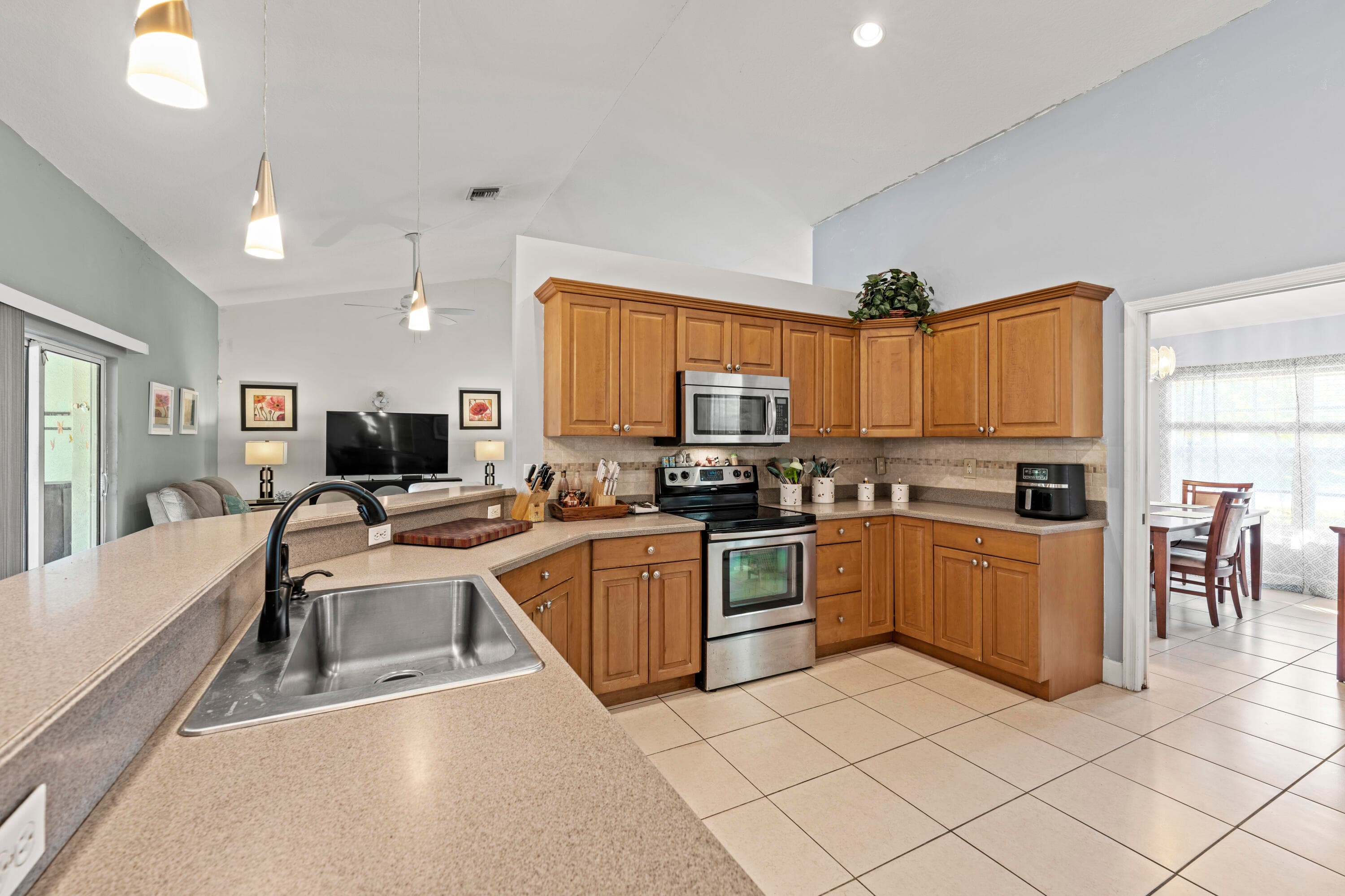 4501 SW Athena Drive, Port St. Lucie, FL 34953 — photo 21 of 45