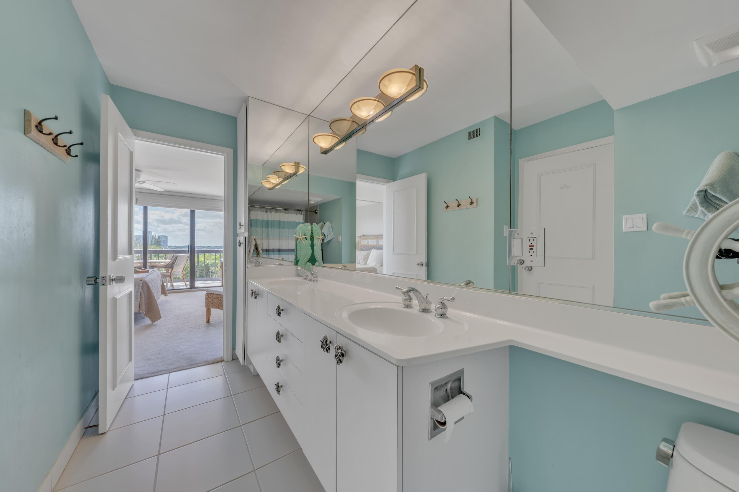 5380 N Ocean Drive 4a, Singer Island, FL 33404 — photo 34 of 75