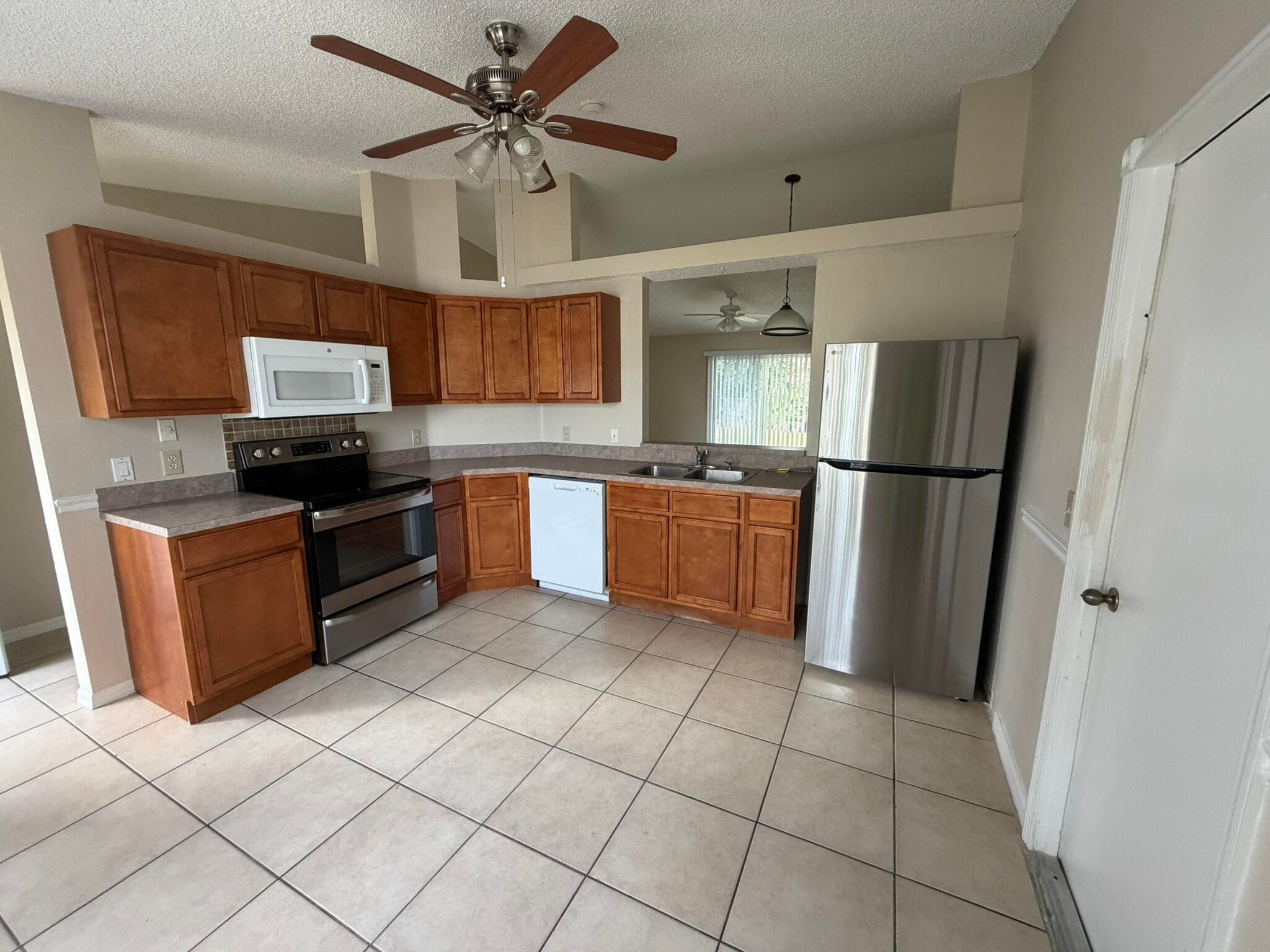 2342 SW Bayshore Boulevard, Port St. Lucie, FL 34984 — photo 5 of 24