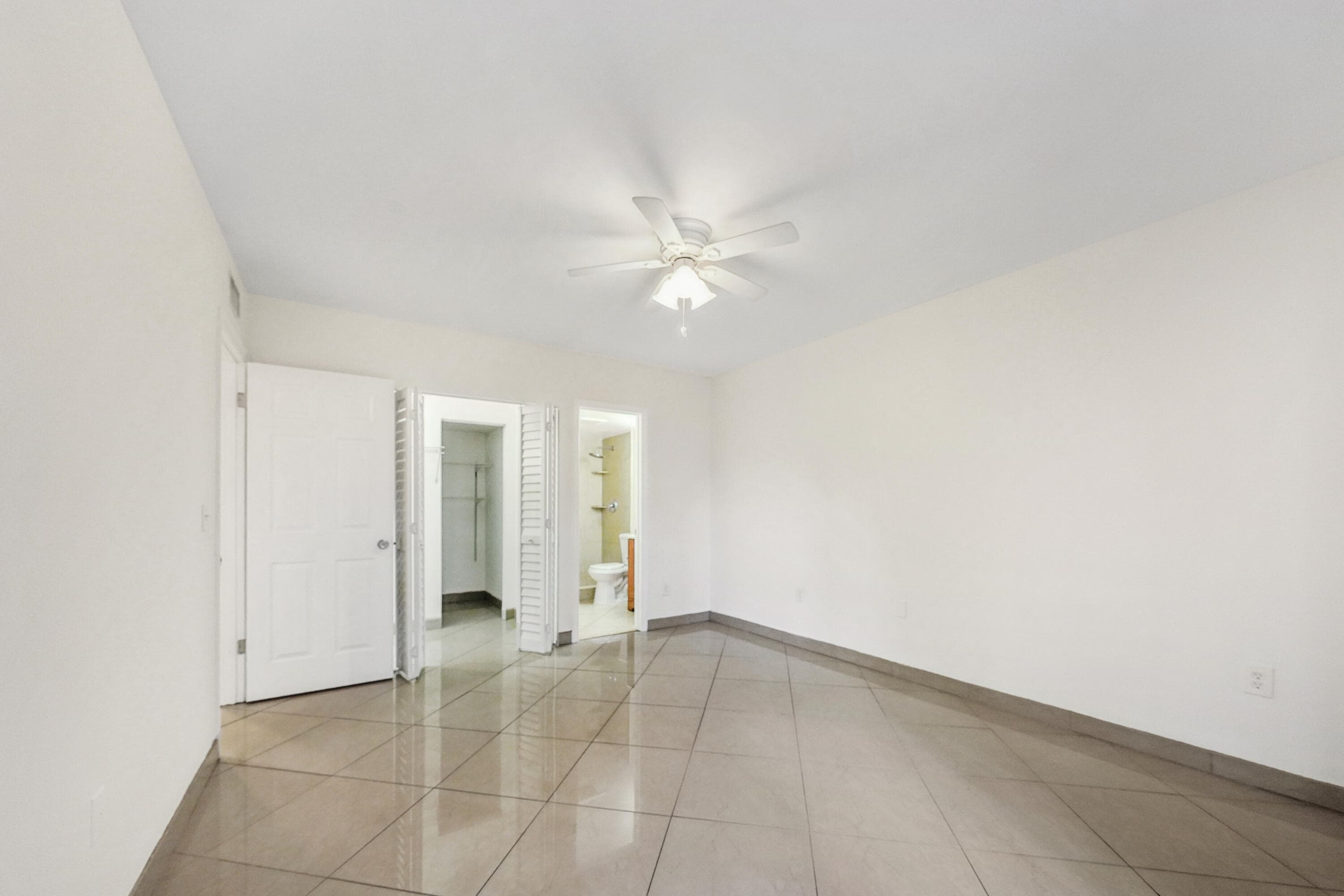 2878 Donnelly Drive 106, Lake Worth, FL 33462 — photo 13 of 20