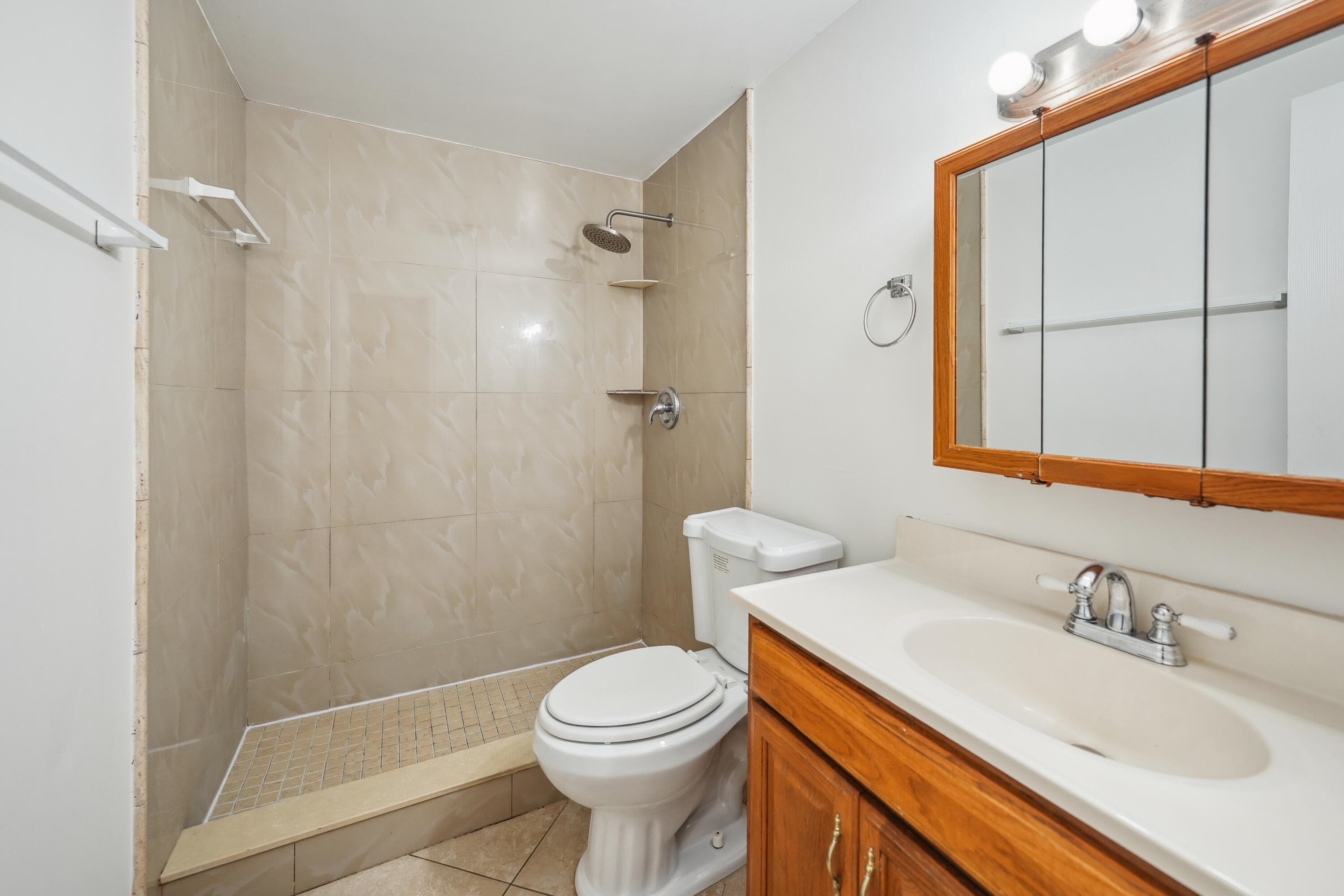 2878 Donnelly Drive 106, Lake Worth, FL 33462 — photo 14 of 20