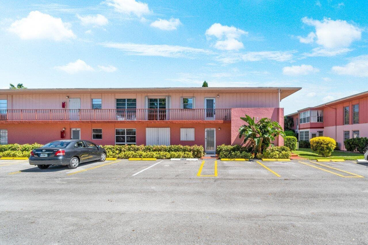 2 Golfs Edge D, West Palm Beach, FL 33417 — photo 16 of 31