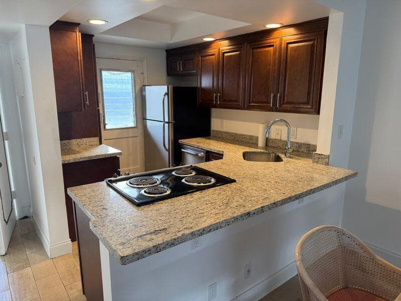 5401 NW 2nd Avenue 219, Boca Raton, FL 33487 — photo 2 of 15