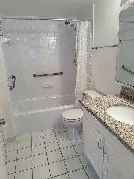 5401 NW 2nd Avenue 219, Boca Raton, FL 33487 — photo 10 of 15