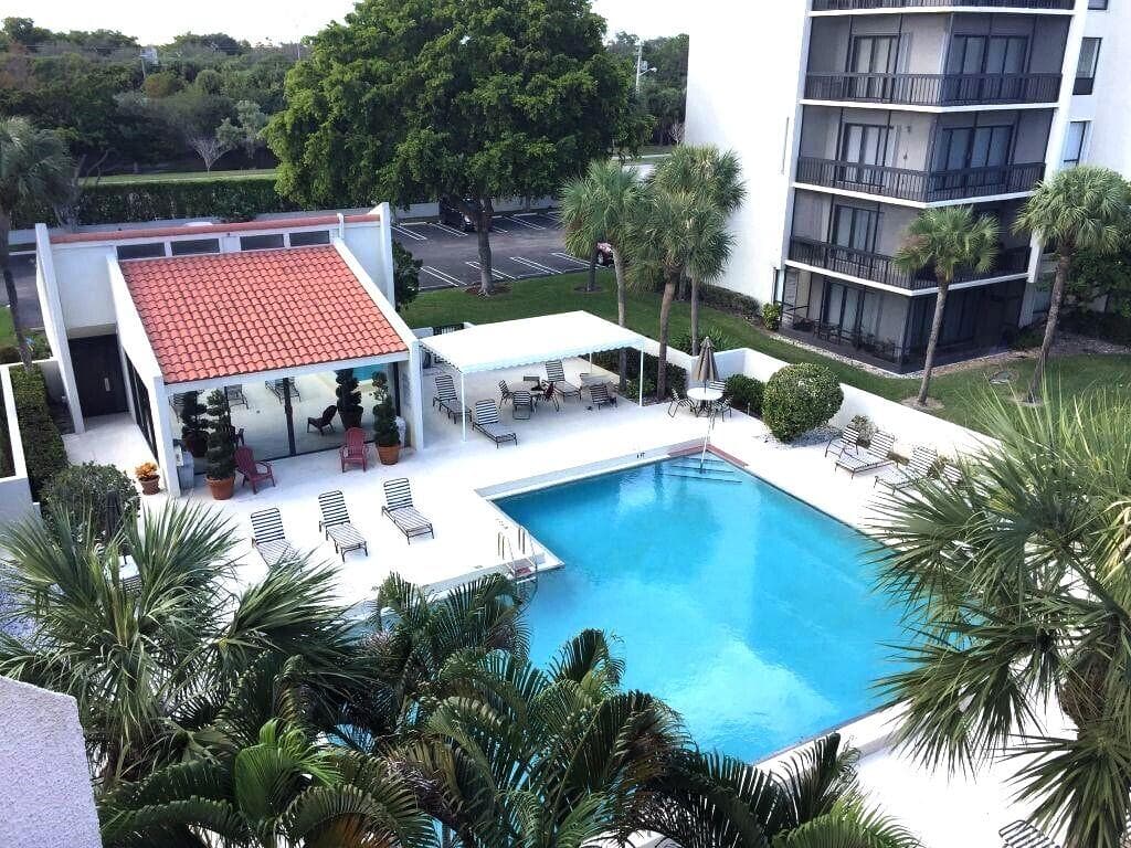 2550 Presidential Way 301, West Palm Beach, FL 33401 — photo 29 of 43