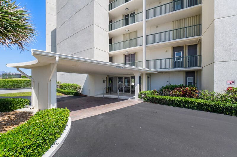 5400 N Ocean Drive 5c, Singer Island, FL 33404 — photo 7 of 31