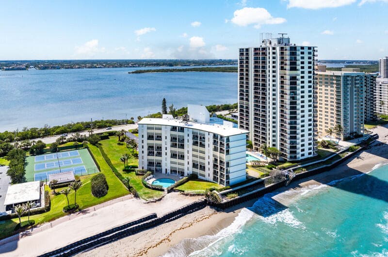 5400 N Ocean Drive 5c, Singer Island, FL 33404 — photo 1 of 31