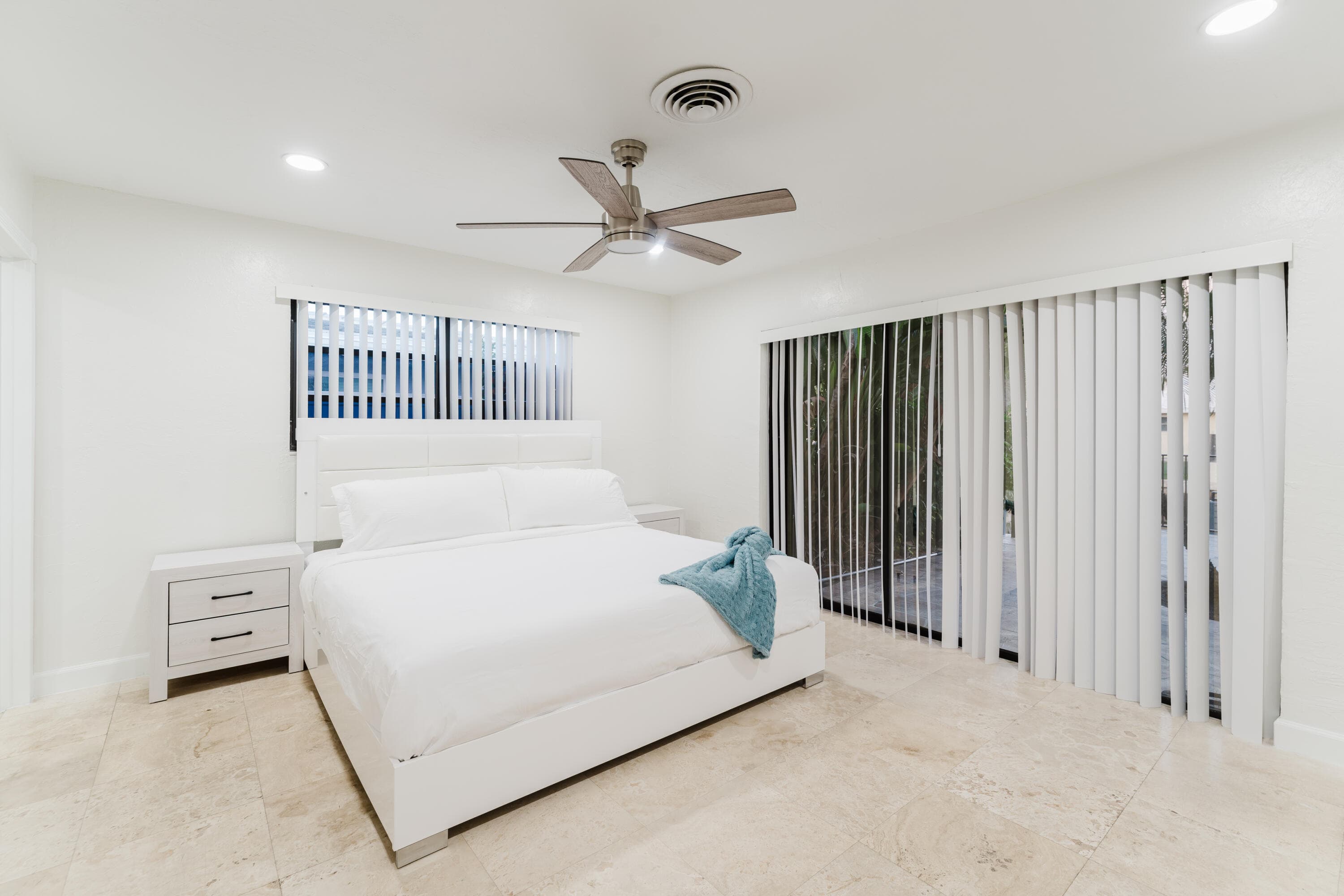1016 NE 26th Avenue 1016, Pompano Beach, FL 33062 — photo 15 of 30