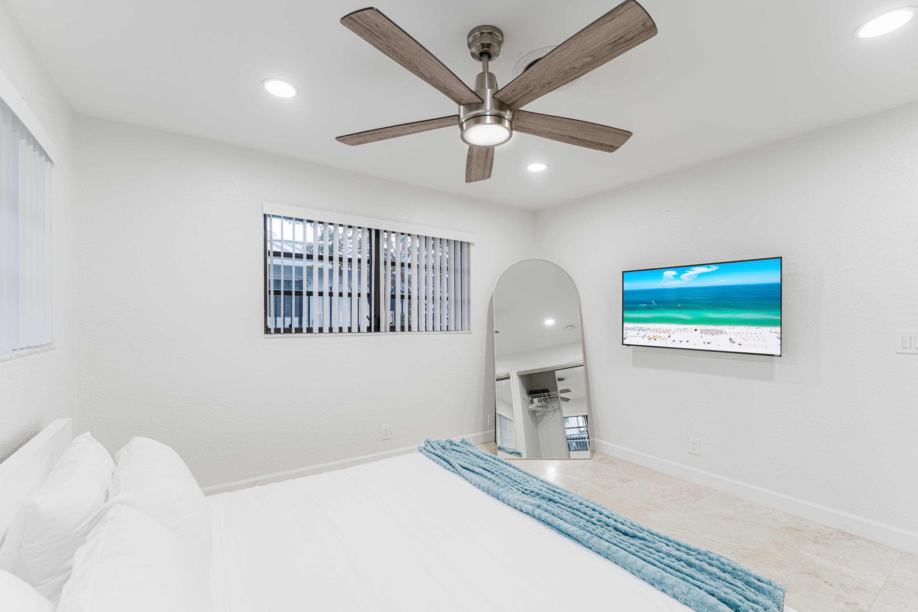 1016 NE 26th Avenue 1016, Pompano Beach, FL 33062 — photo 26 of 30