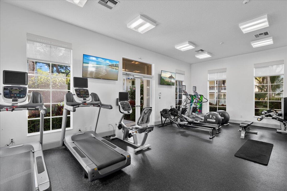 144 Bay Colony Drive N Penthouse, Juno Beach, FL 33408 — photo 35 of 50