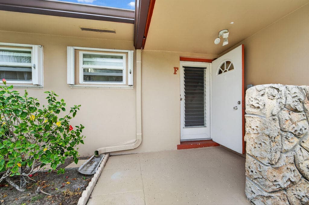 2971 W Crosley Drive F, West Palm Beach, FL 33415 — photo 2 of 33