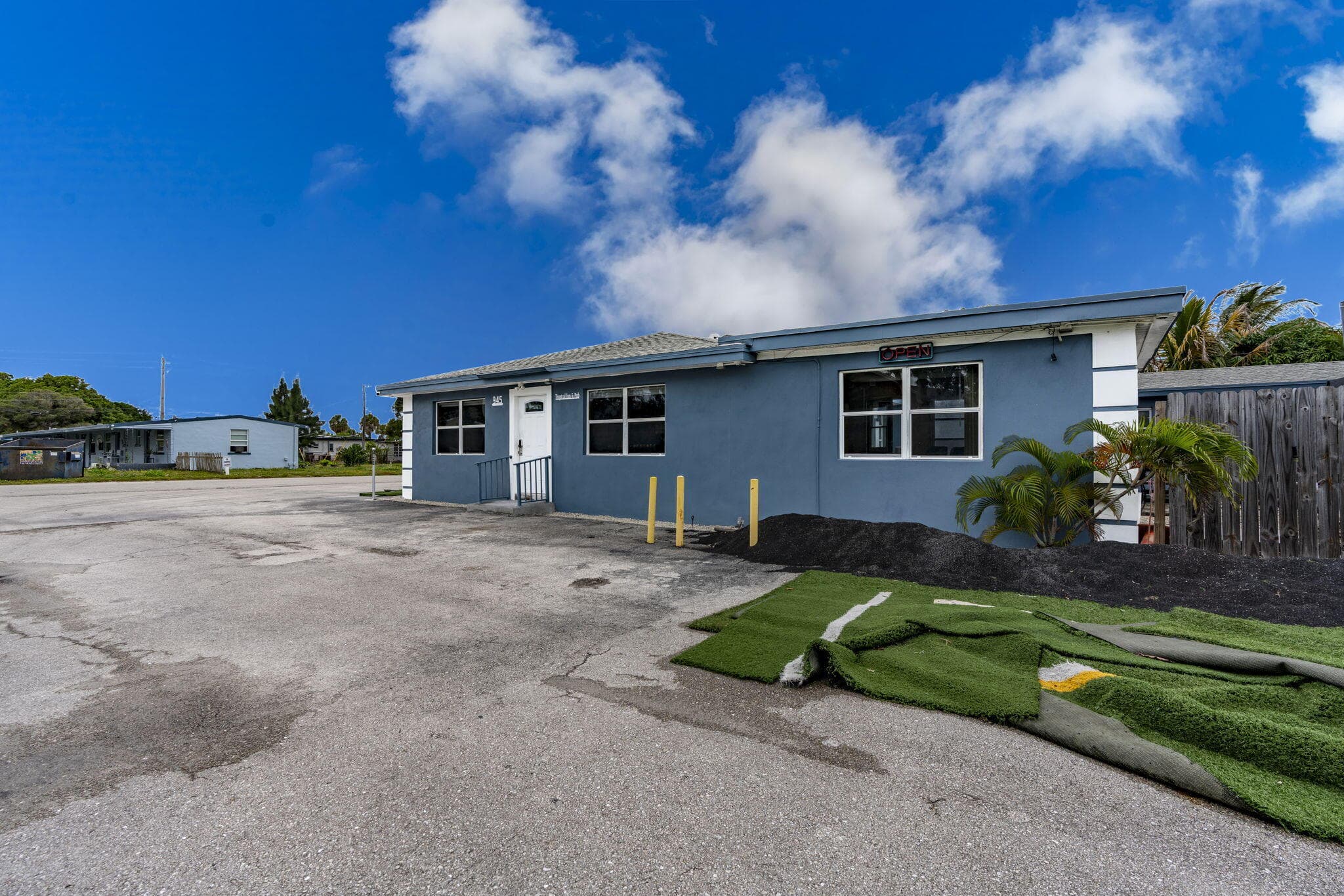 945 Miner Road, Lake Worth, FL 33462 — photo 2 of 102