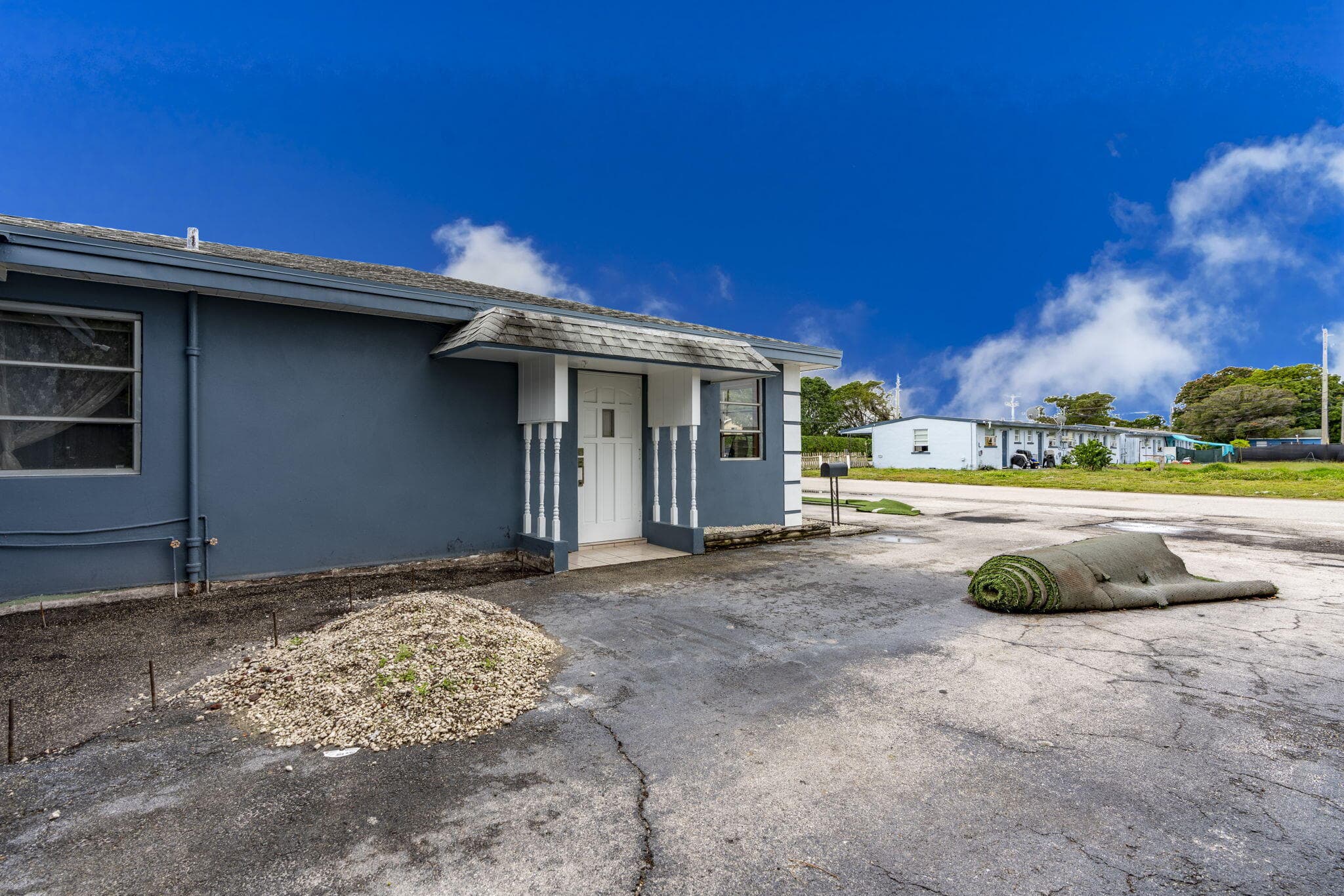 945 Miner Road, Lake Worth, FL 33462 — photo 13 of 102