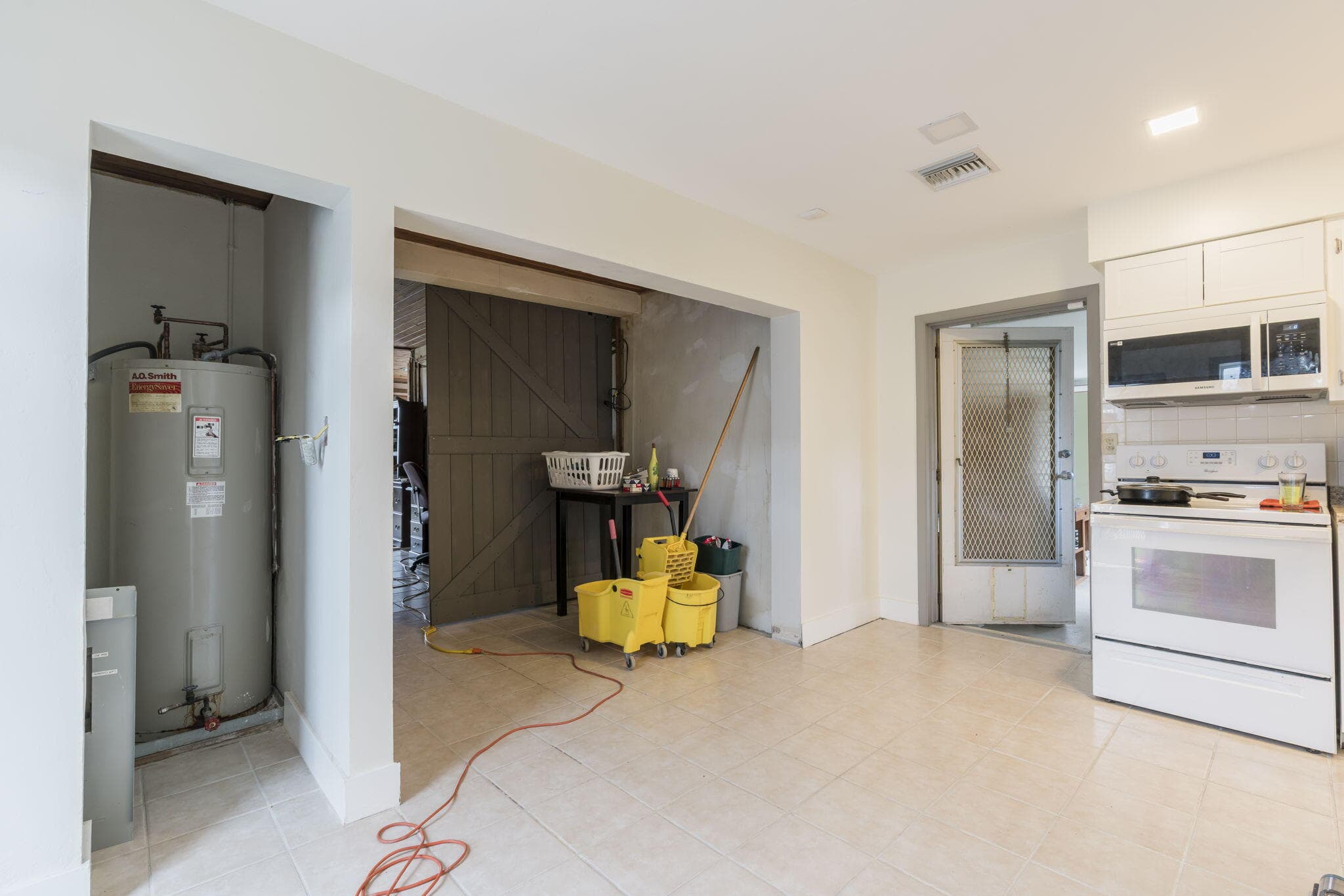 945 Miner Road, Lake Worth, FL 33462 — photo 52 of 102