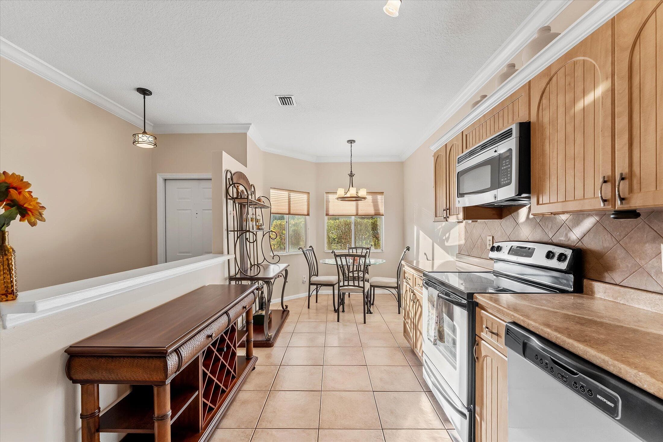 6757 Via Regina 3, Boca Raton, FL 33433 — photo 10 of 49