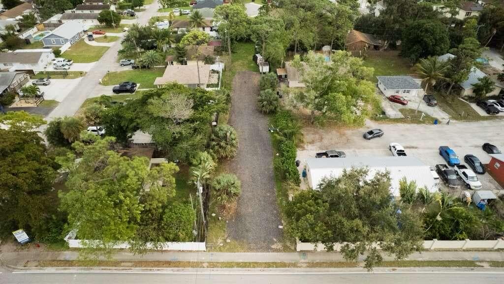 3630 S Haverhill Road, Greenacres, FL 33463 — photo 2 of 9
