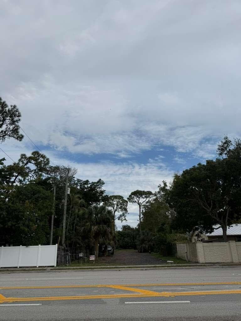 3630 S Haverhill Road, Greenacres, FL 33463 — photo 8 of 9