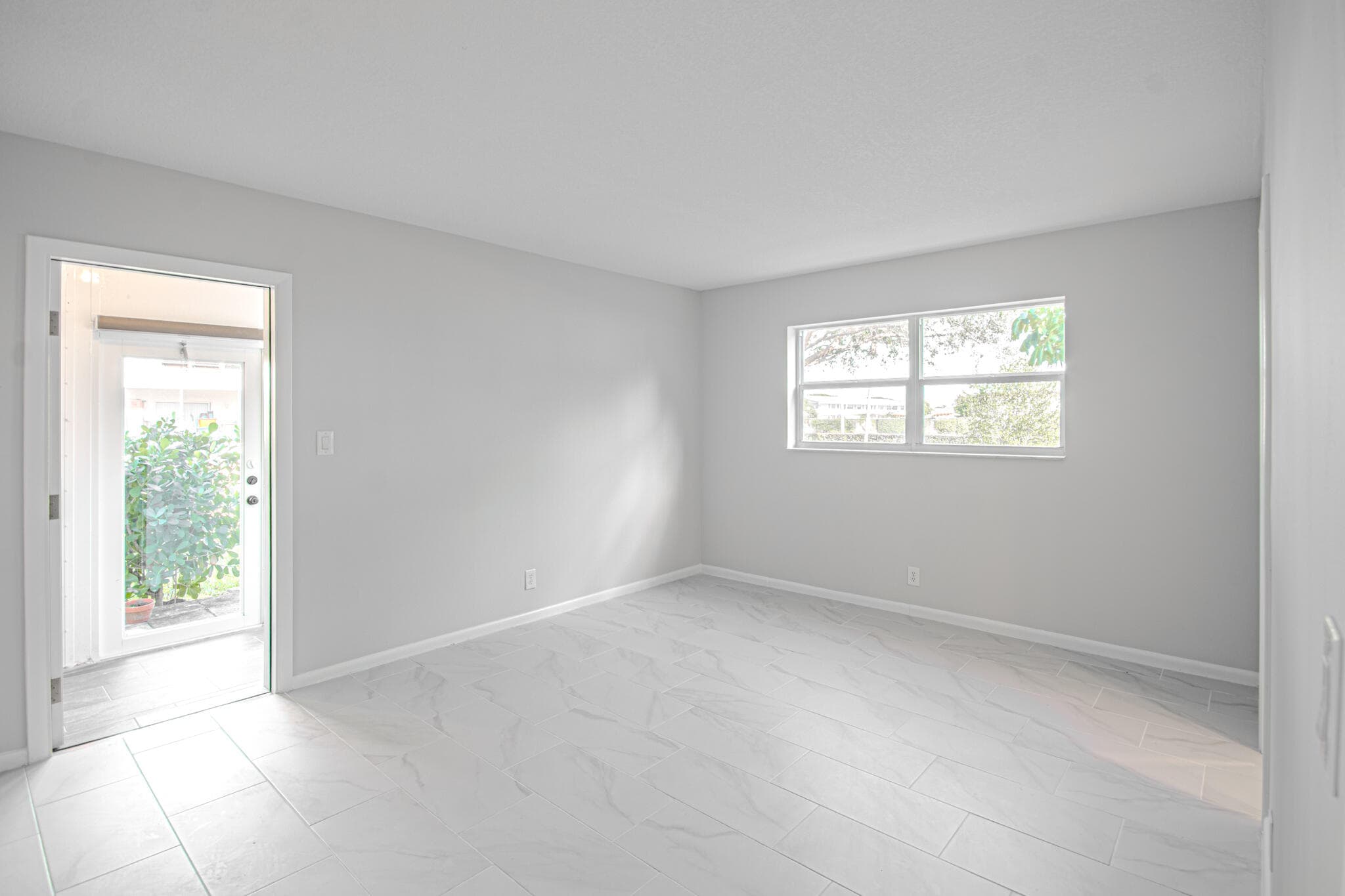 13 Northampton A A, West Palm Beach, FL 33417 — photo 11 of 19