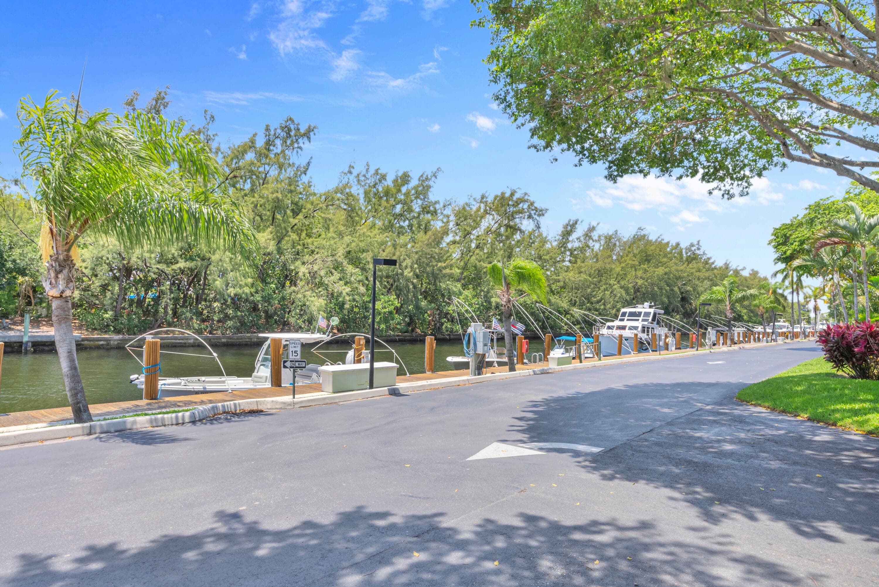 6487 Bay Club Drive 4, Fort Lauderdale, FL 33308 — photo 32 of 49