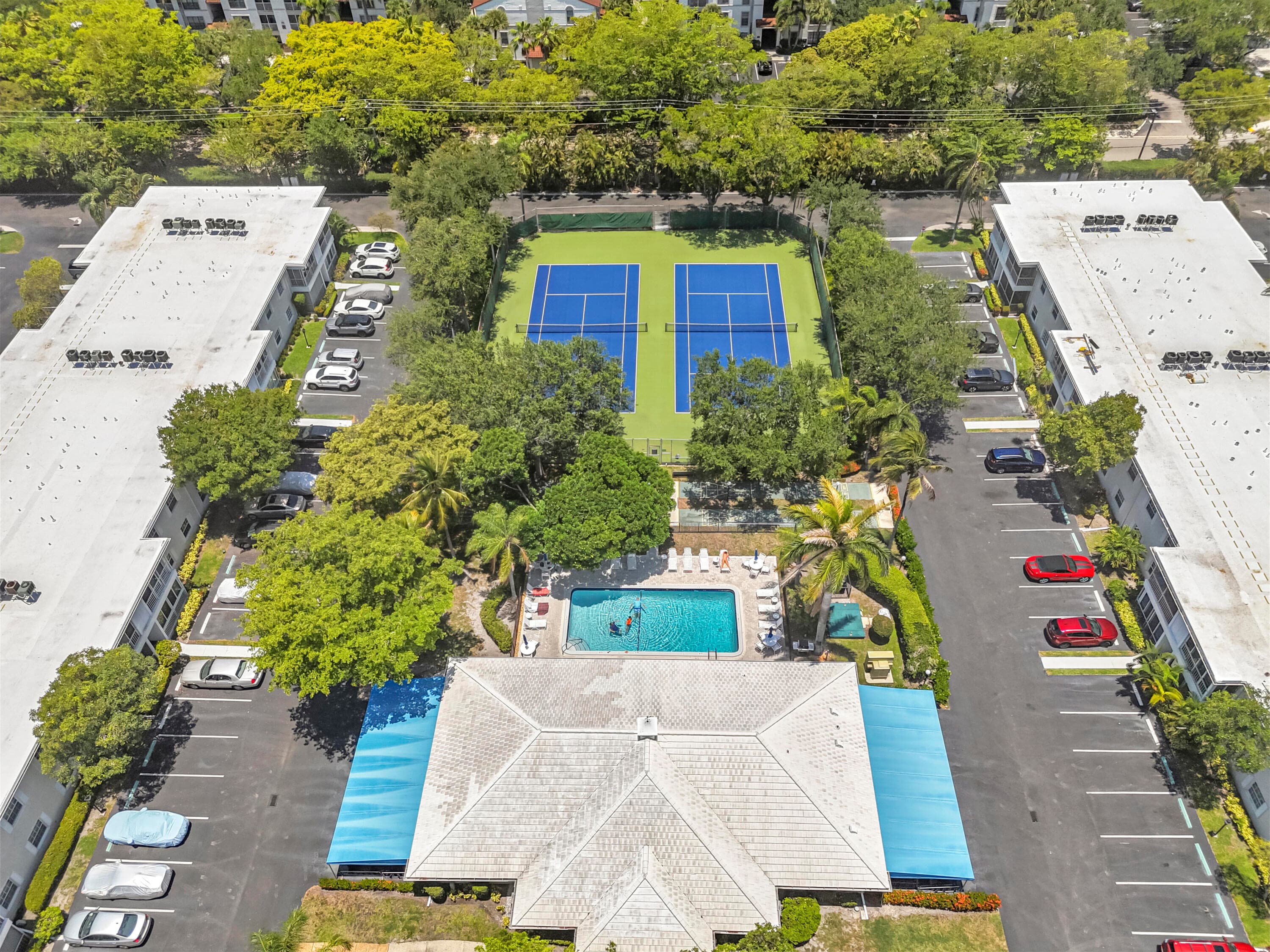 6487 Bay Club Drive 4, Fort Lauderdale, FL 33308 — photo 34 of 49