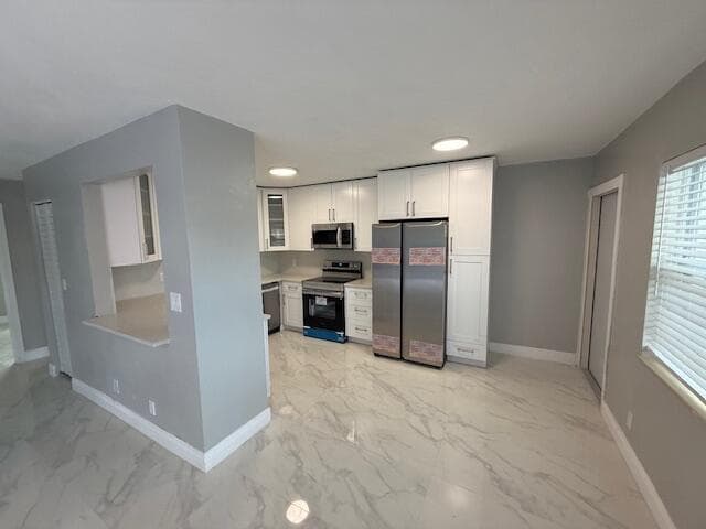 810 Lake Shore Drive 19, Lake Park, FL 33403 — photo 5 of 13